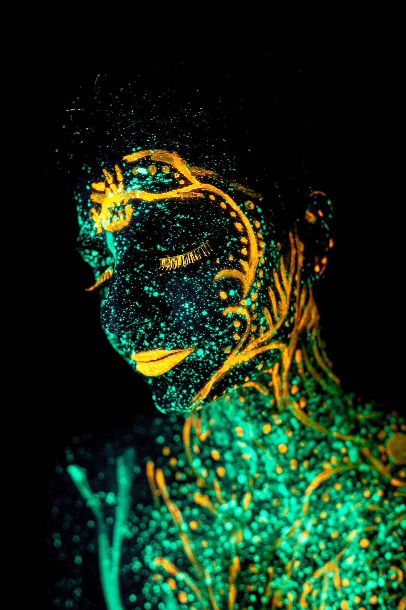 BillyTz-Photography-Blacklight-6-BillyTziatas-BillyTzPhotography-ART-Project.jpg