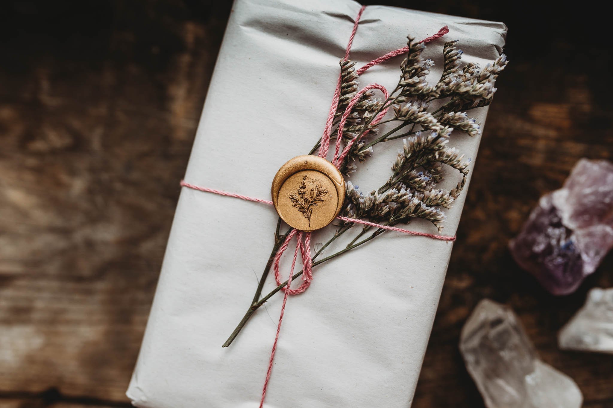 https://i.etsystatic.com/16534489/r/il/a9adbd/2401940425/il_fullxfull.2401940425_iopi.jpg