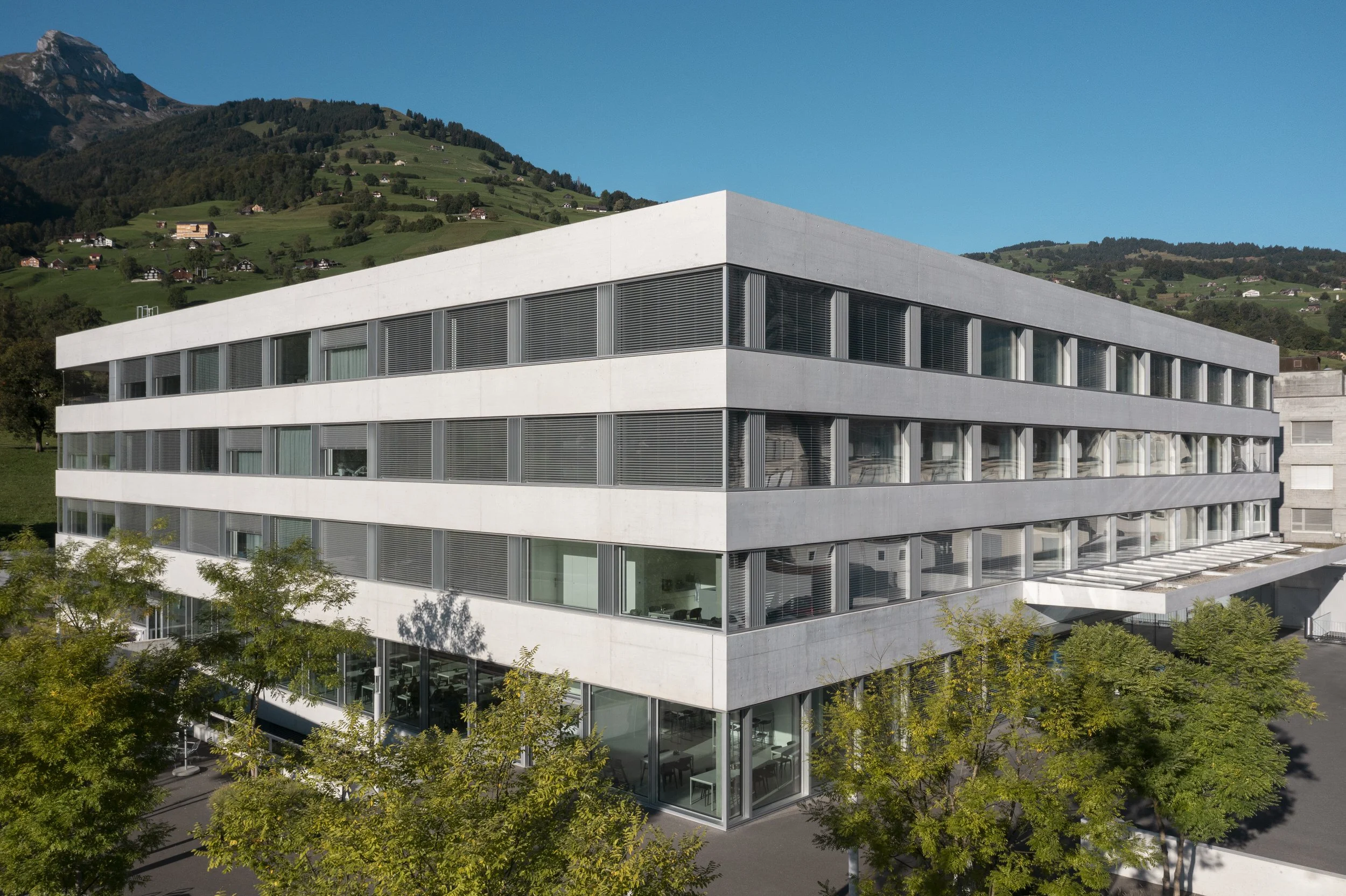 Meilenstein beim Spital Grabs - Aufrichtfest zweite Etappe
