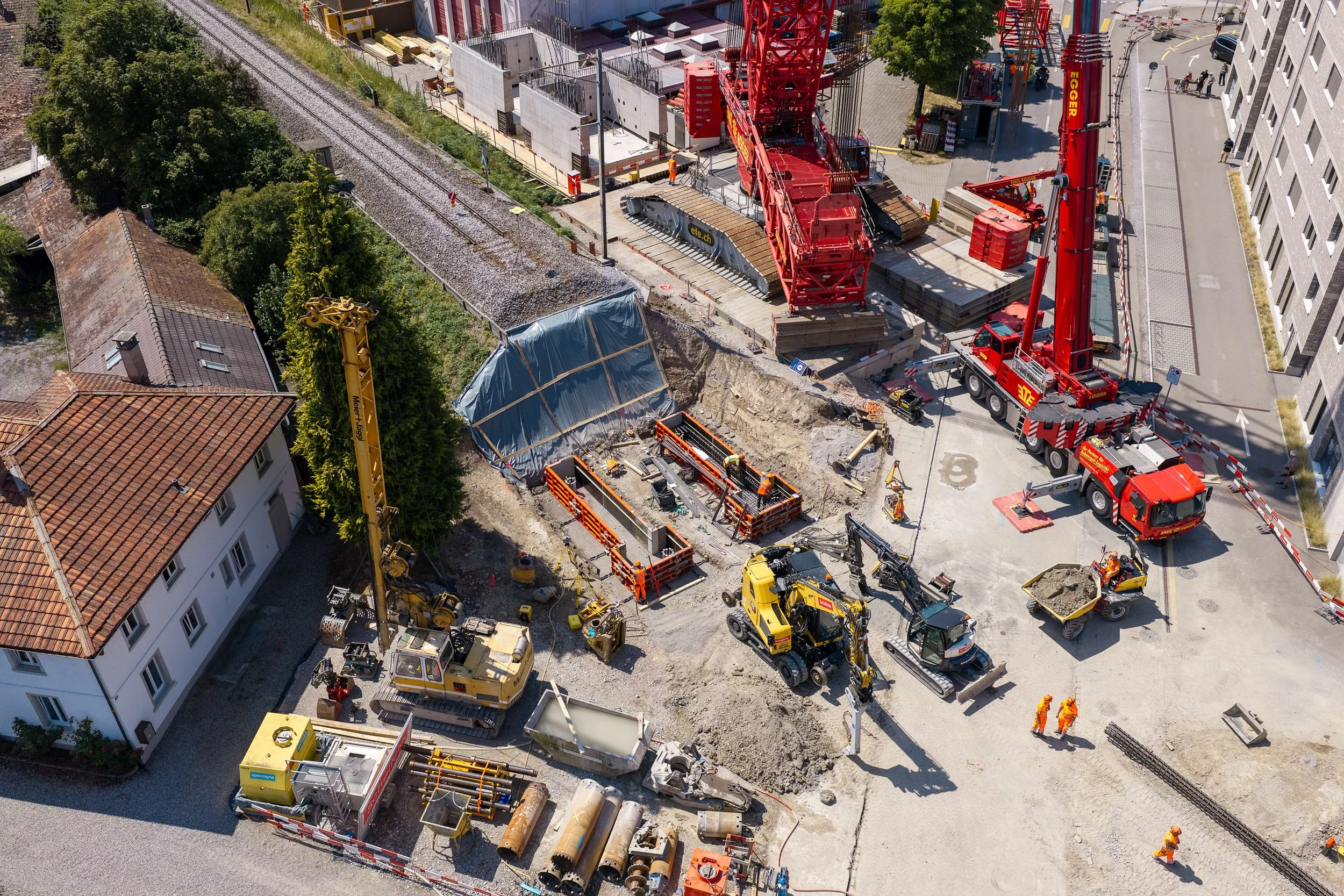 04 SBB Usterstrasse 1288 2560px.jpg