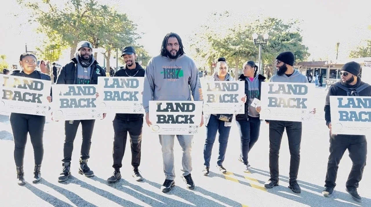  Julian Johnson, founder of 1887 First with supporters. Credit: Julian Johnson 