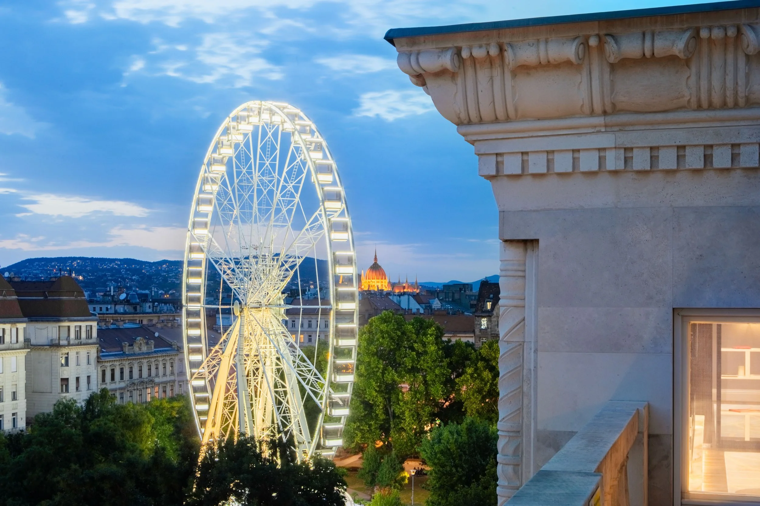 Al Habtoor Hotel - Images 25- by gregimages.jpg