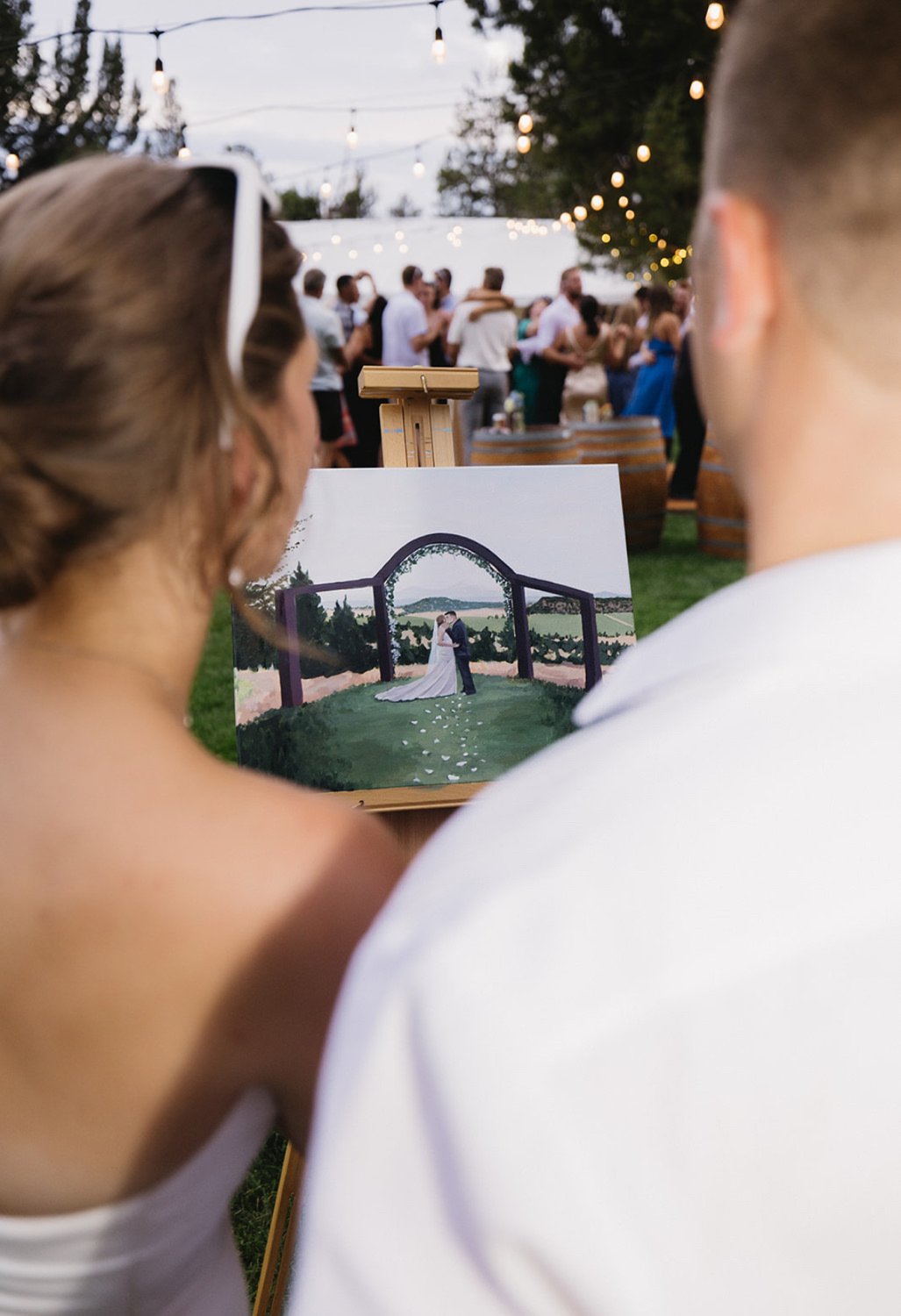 charis-art-studio-live-wedding-painter-Central-Oregon-4.jpg
