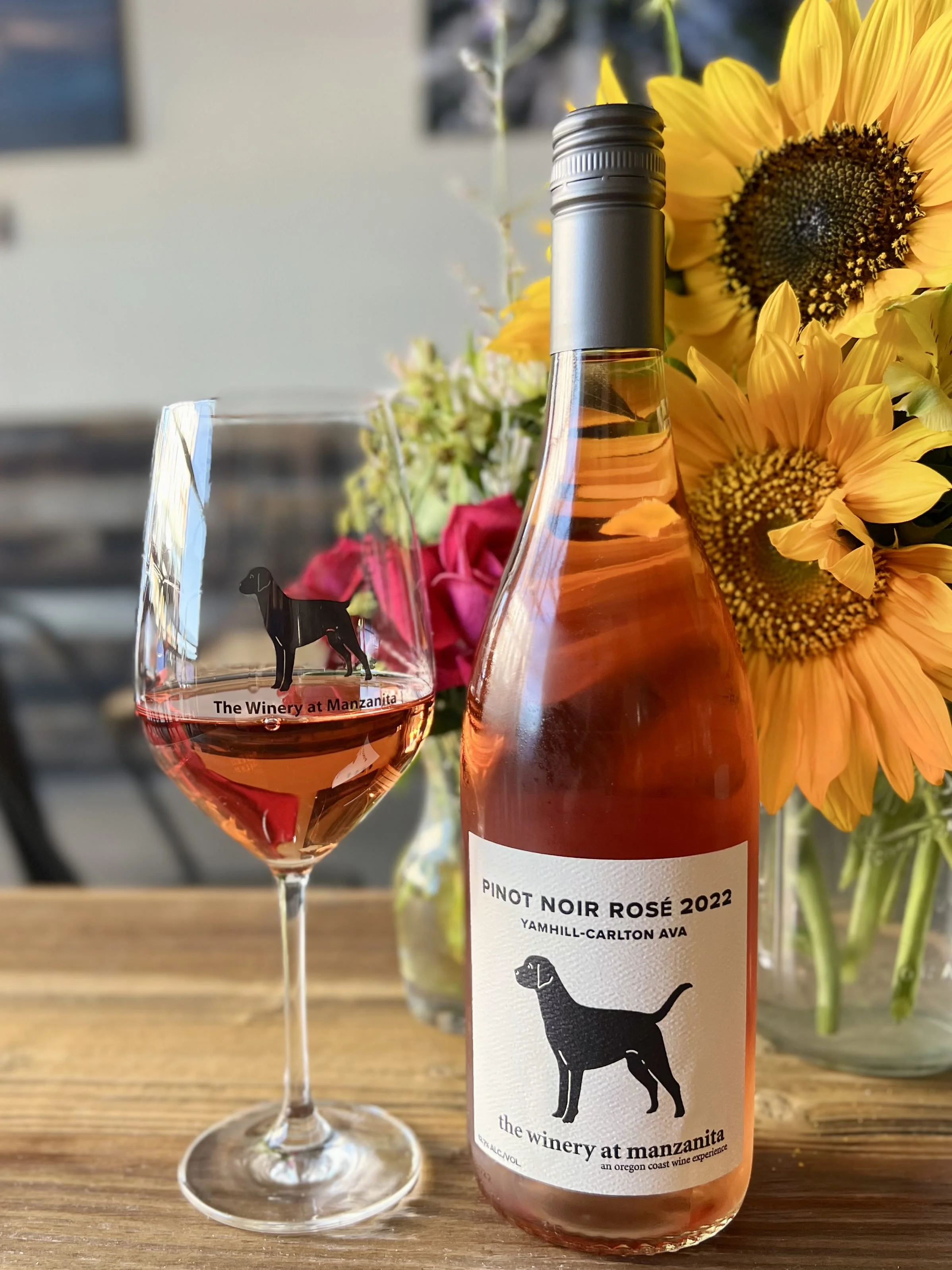 bend-wine-bar-Oregon-social-space-5.jpg