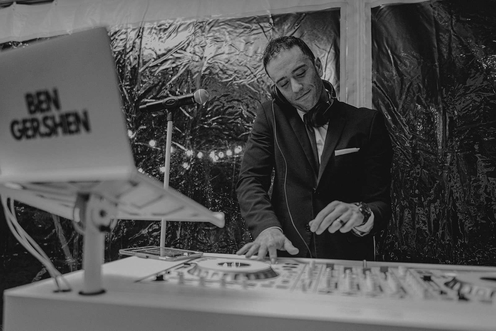 Higher-Ground-Entertainment-Oregon-Wedding-DJ-Griffin-House-745.jpg