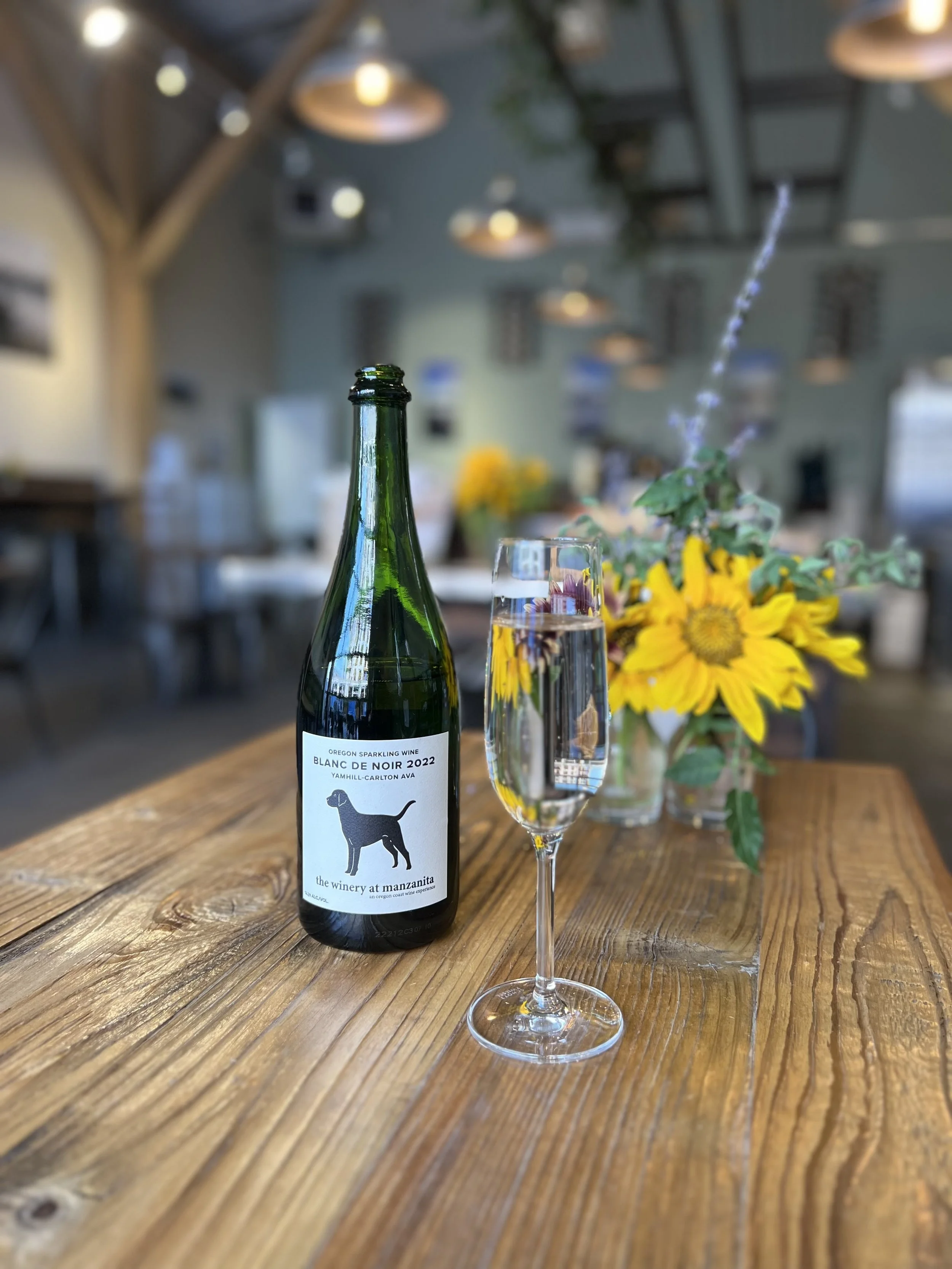 bend-wine-bar-Oregon-social-space-4.jpg