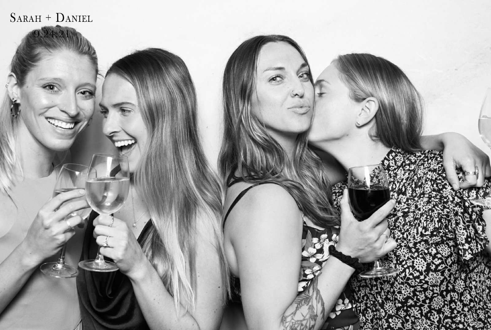 dashoots-photobooth-example-bend-oregon-6.jpg