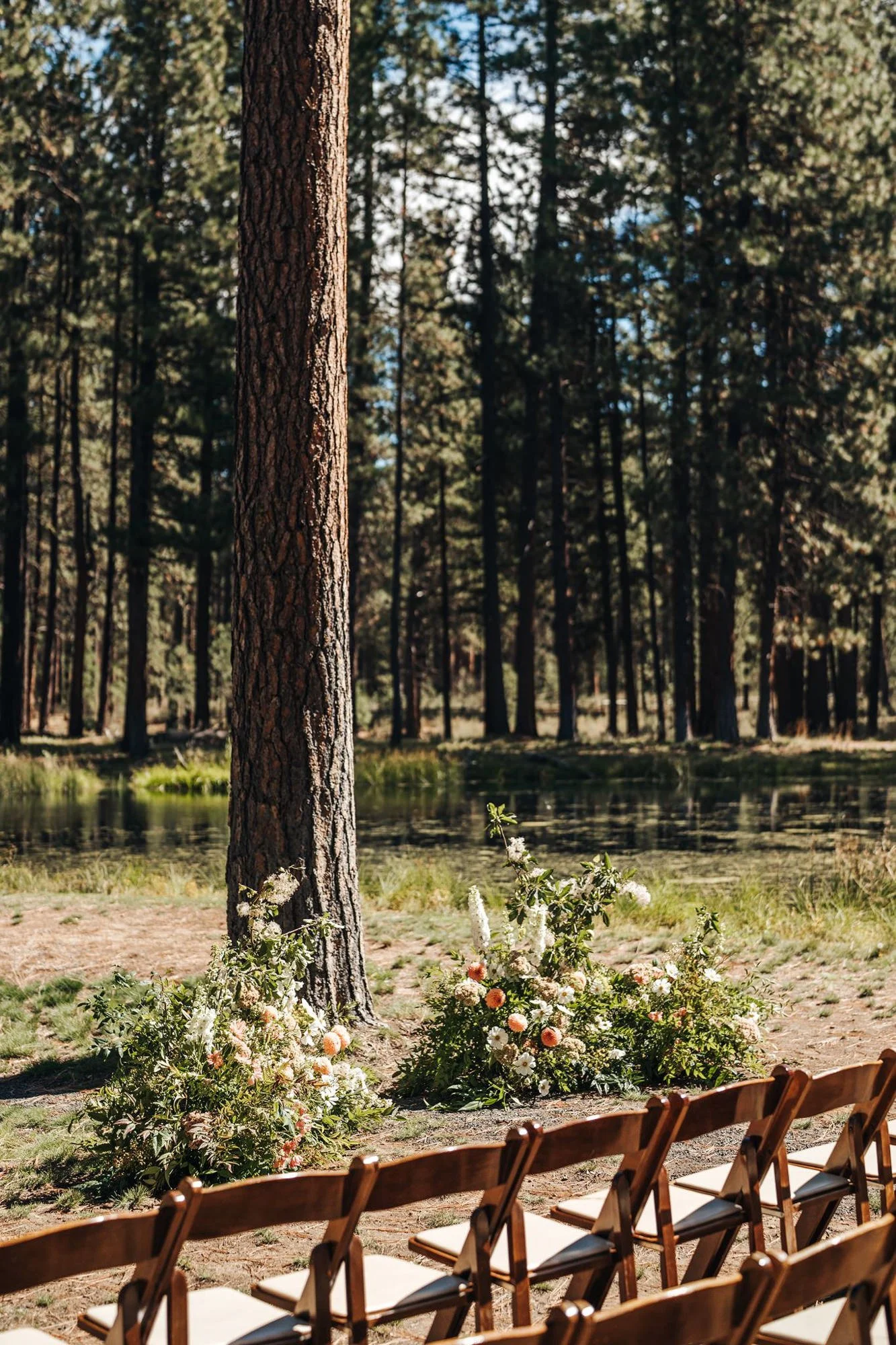 lake-creek-lodge-Central-Oregon-wedding-venue-14.jpg