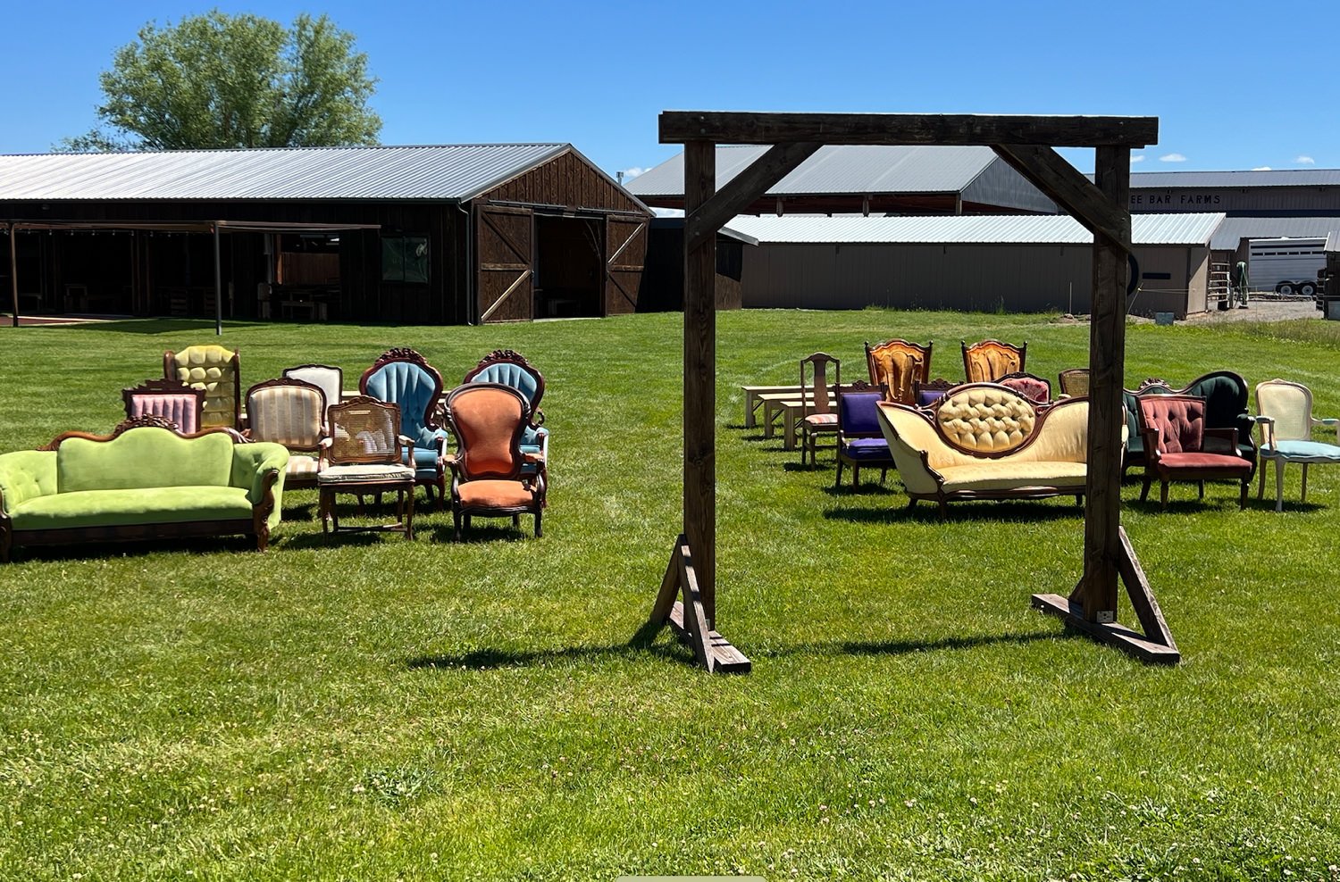 cheerful-event-rentals-Central-Oregon-wedding-1.jpg