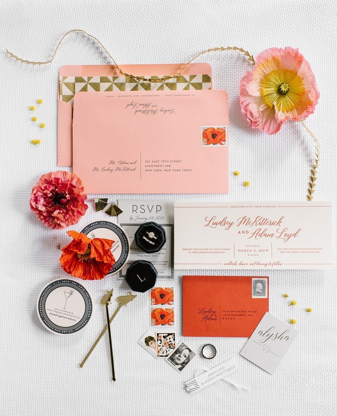 Invitations are the first glimpse guests have into the magic of your wedding weekend. ✨️ Here's a round-up of six of our favorites! From elegant designs and intricate details to bold pops of color, each suite sets the perfect tone for the celebration