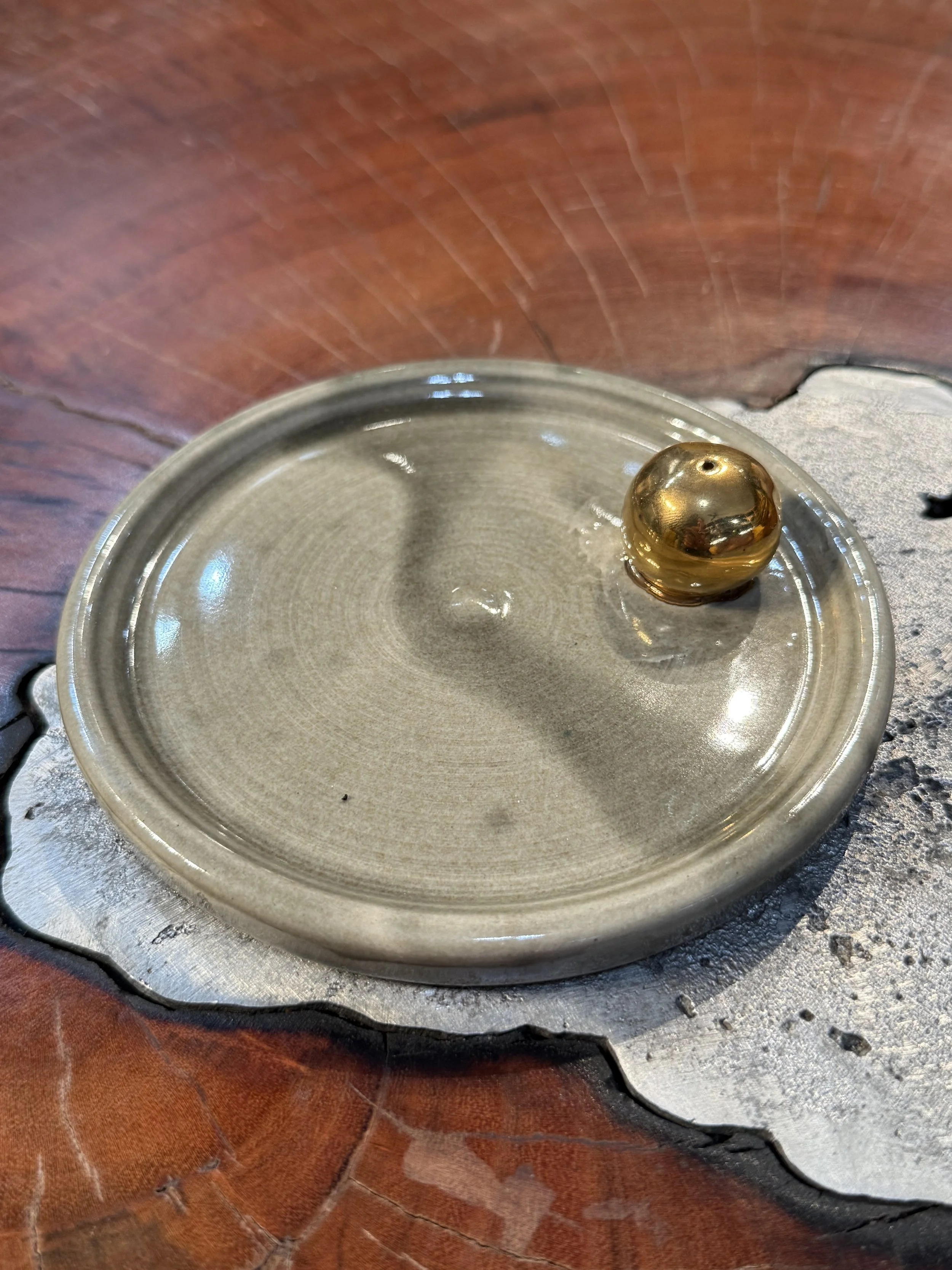 Ceramic Incense Dish with 22K Gold Detail