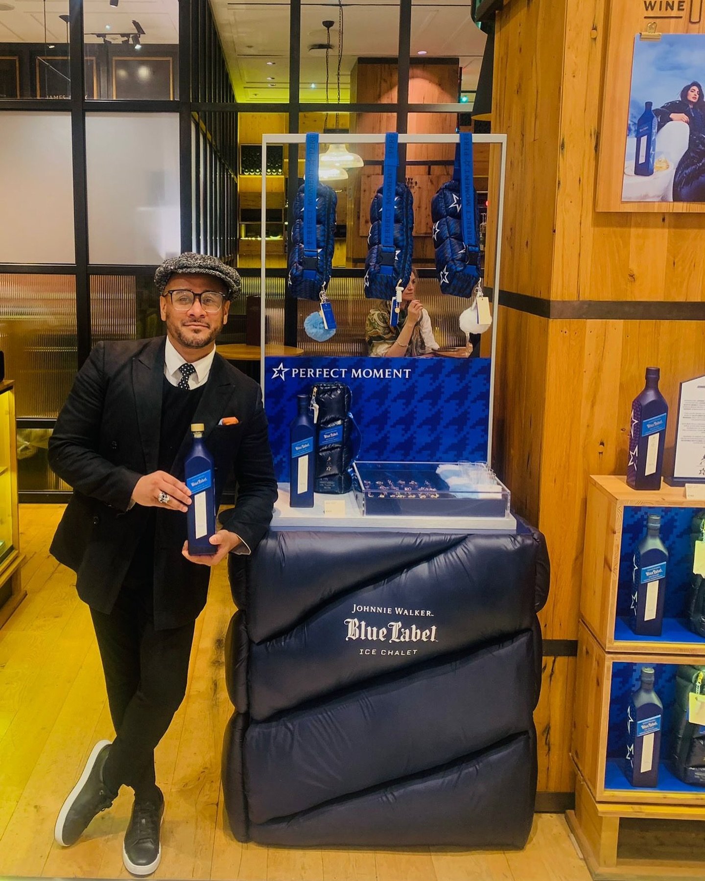 Proud to have been part of this exciting activation at Selfridges, where luxury and innovation meet in style.

@johnniewalker Blue Label and luxury ski wear brand @Perfectmomentsports have partnered to craft the ultimate apr&egrave;s-ski whisky. 

Th