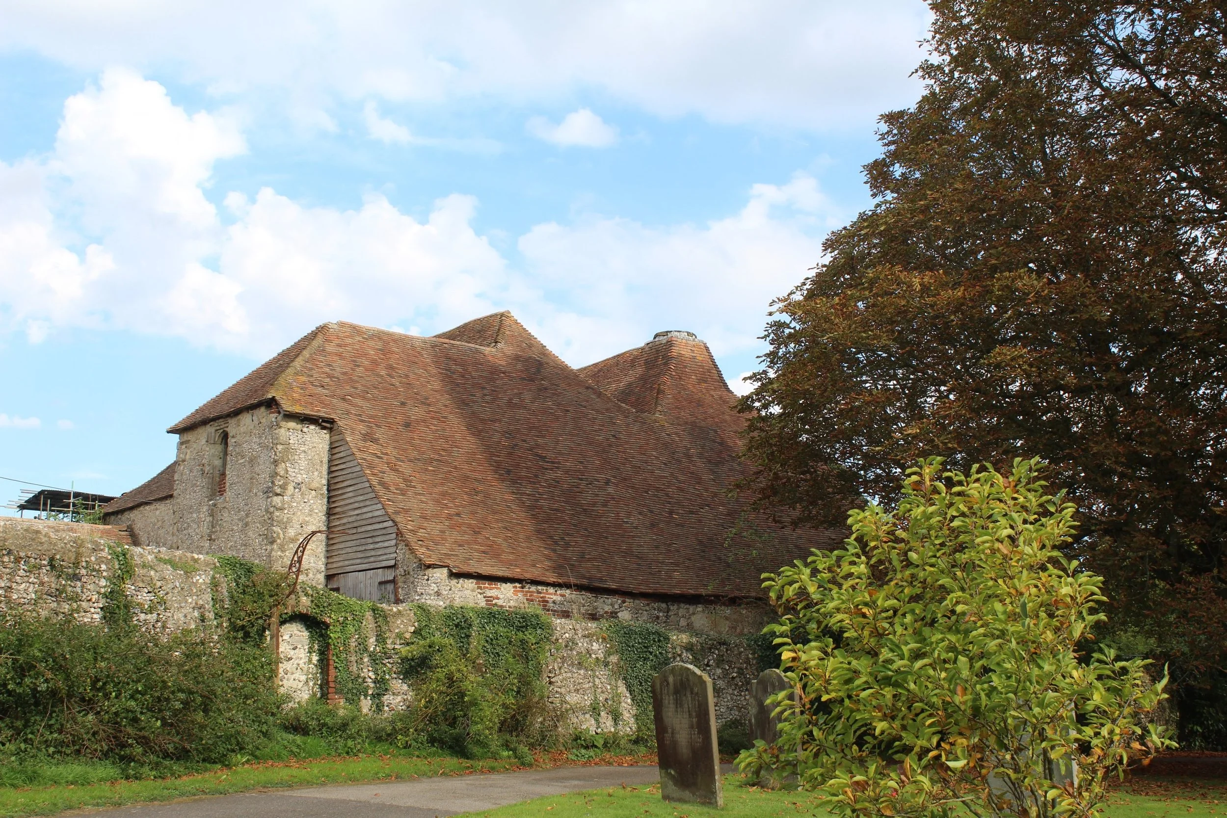 Charing Palace: A Palace Hidden in a Barn