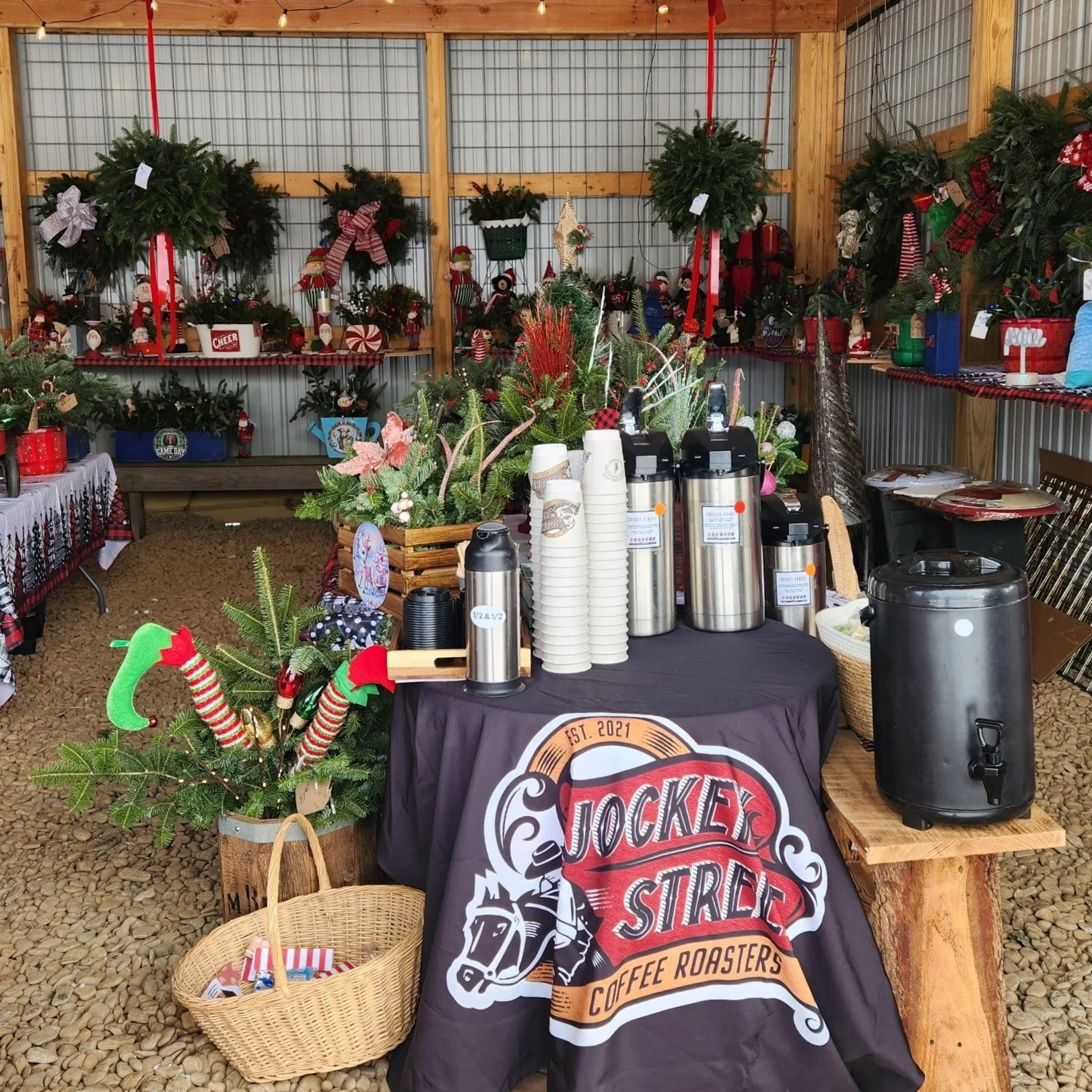 We've been #spotted 😉

Come find freshly-roasted Jockey Street Coffee at Luczak's Tree Farm this weekend. 🙌 

Open 9am - 5pm each day. 😉