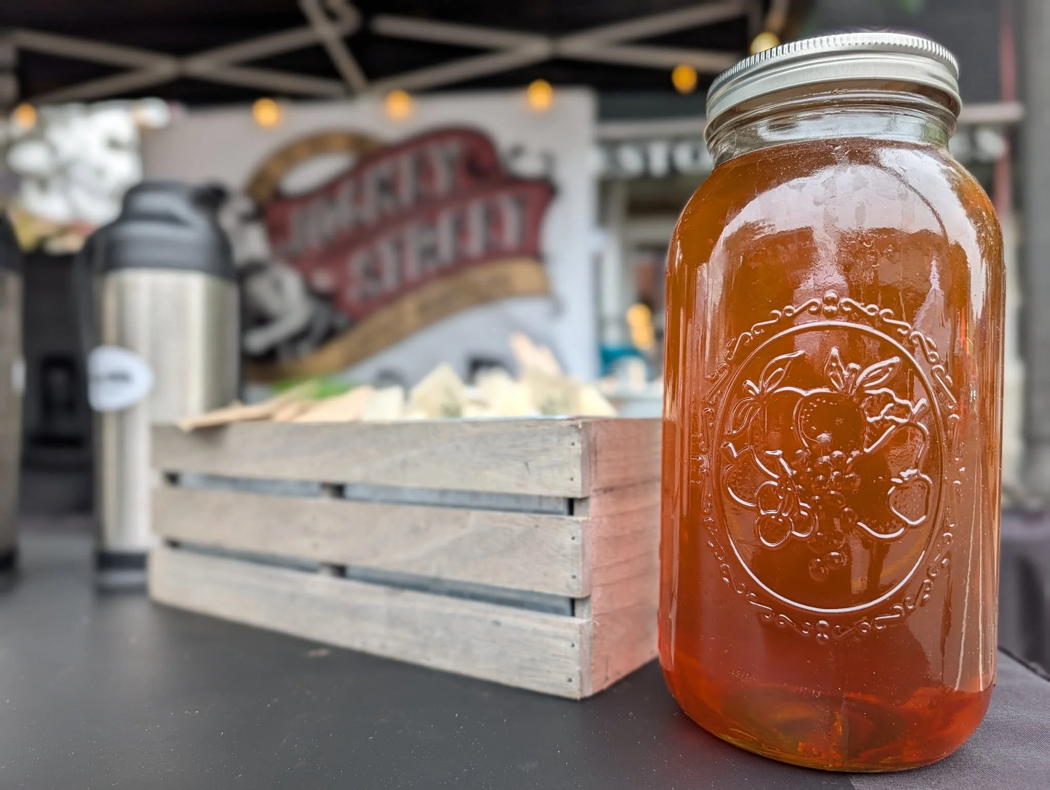 HONEY BEE COLD BREW + all your favorites are ready for today! 

Burgerfest
Hamburg, NY
11am-6pm