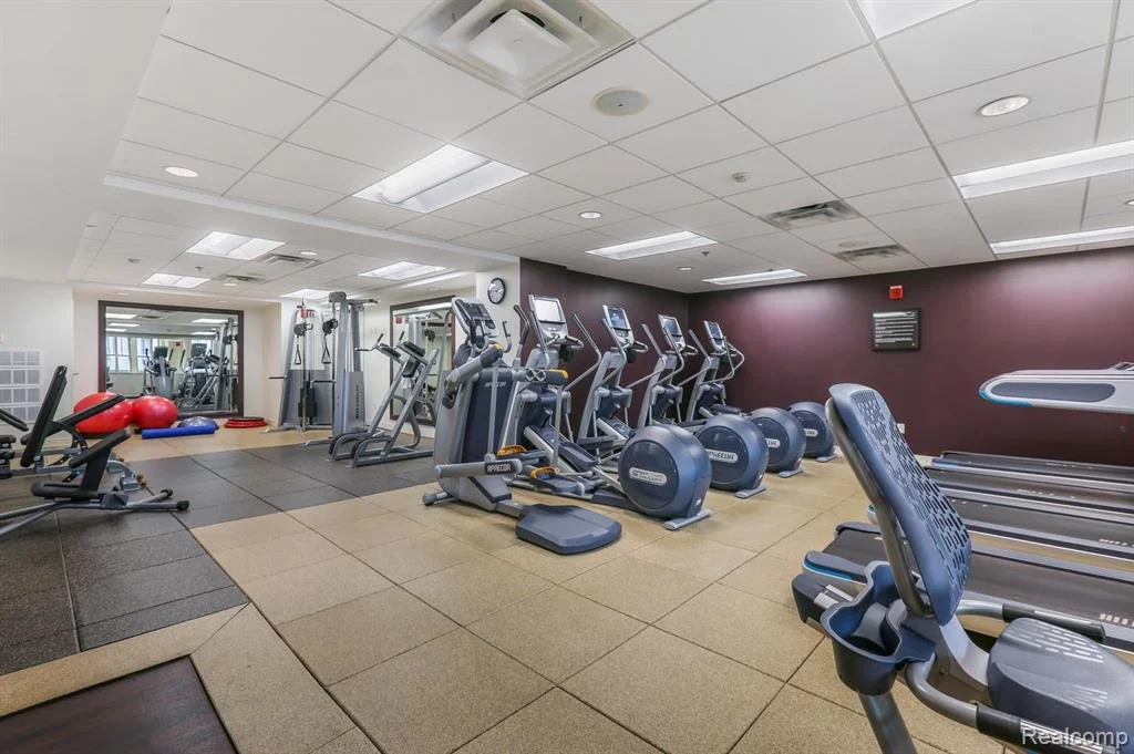 29-525 W Lafayette-gym.jpg