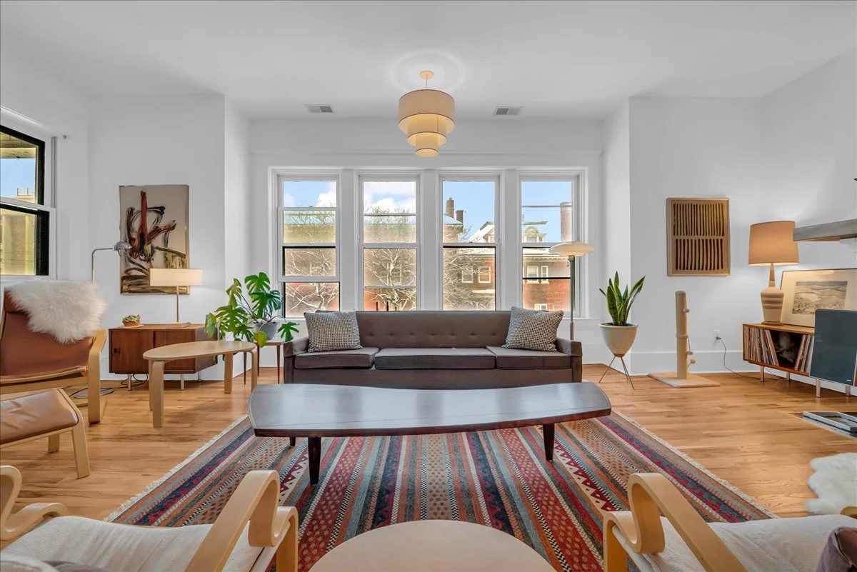 If you’ve been waiting for the perfect excuse to tour Midtown Detroit condos… this is it. 🏙️✨