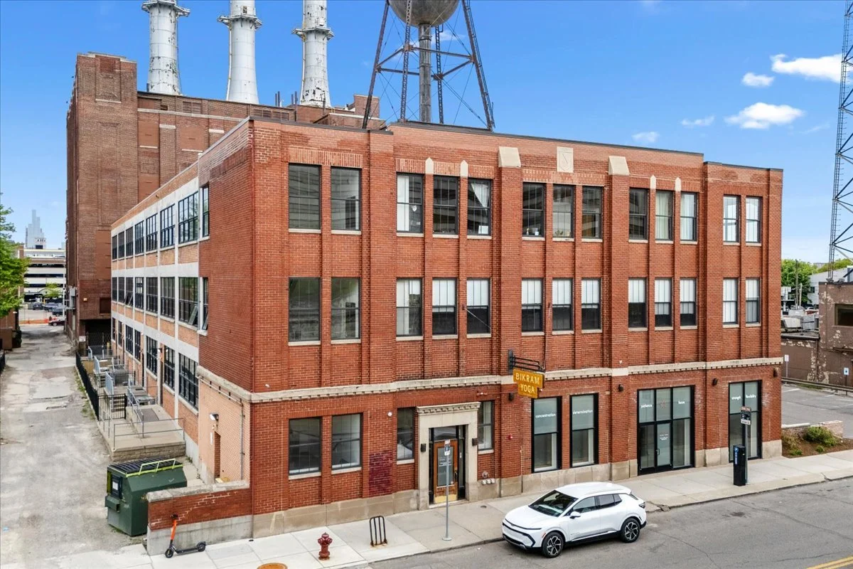 If “Detroit loft” is on your vision board… this is the one. ✨