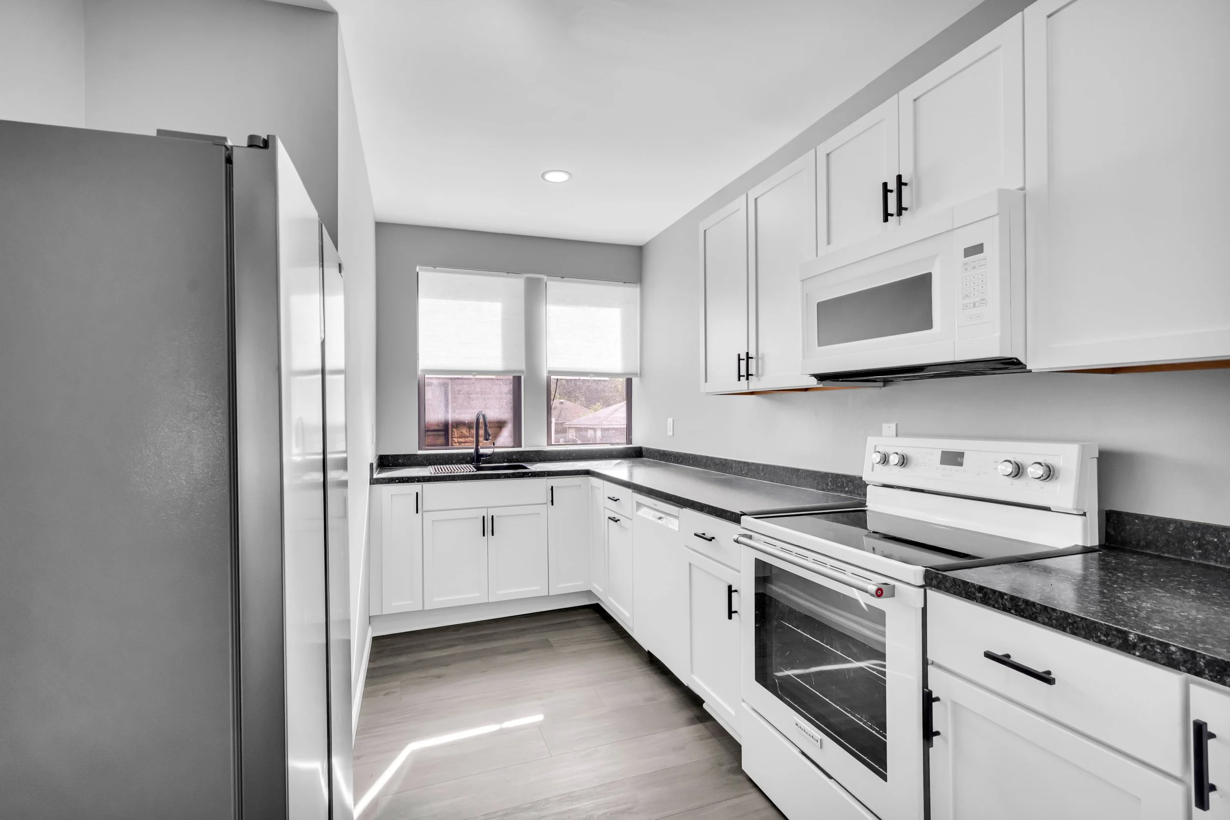 09-7750 3rd Ave #101-9 (1).jpg