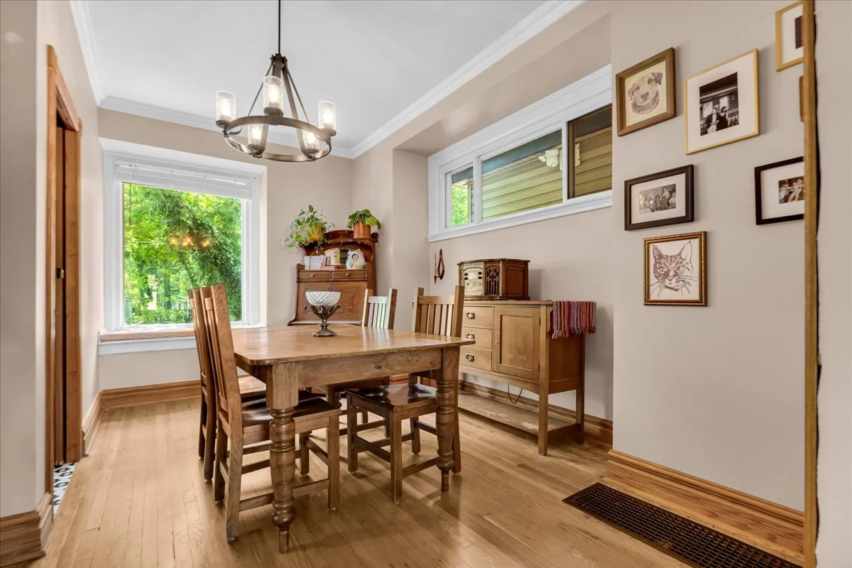 12-2275 Lamothe Ave_11.jpg