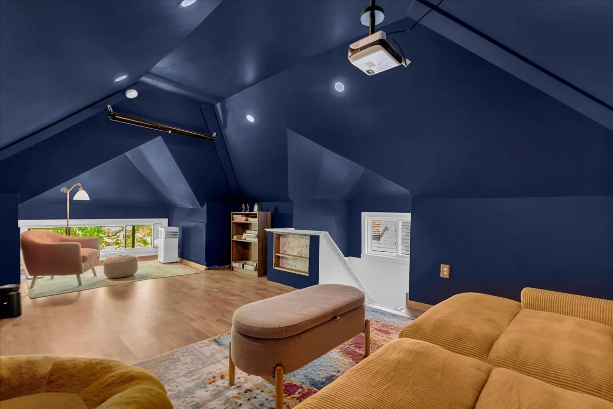 31-2275 Lamothe Ave_30.jpg