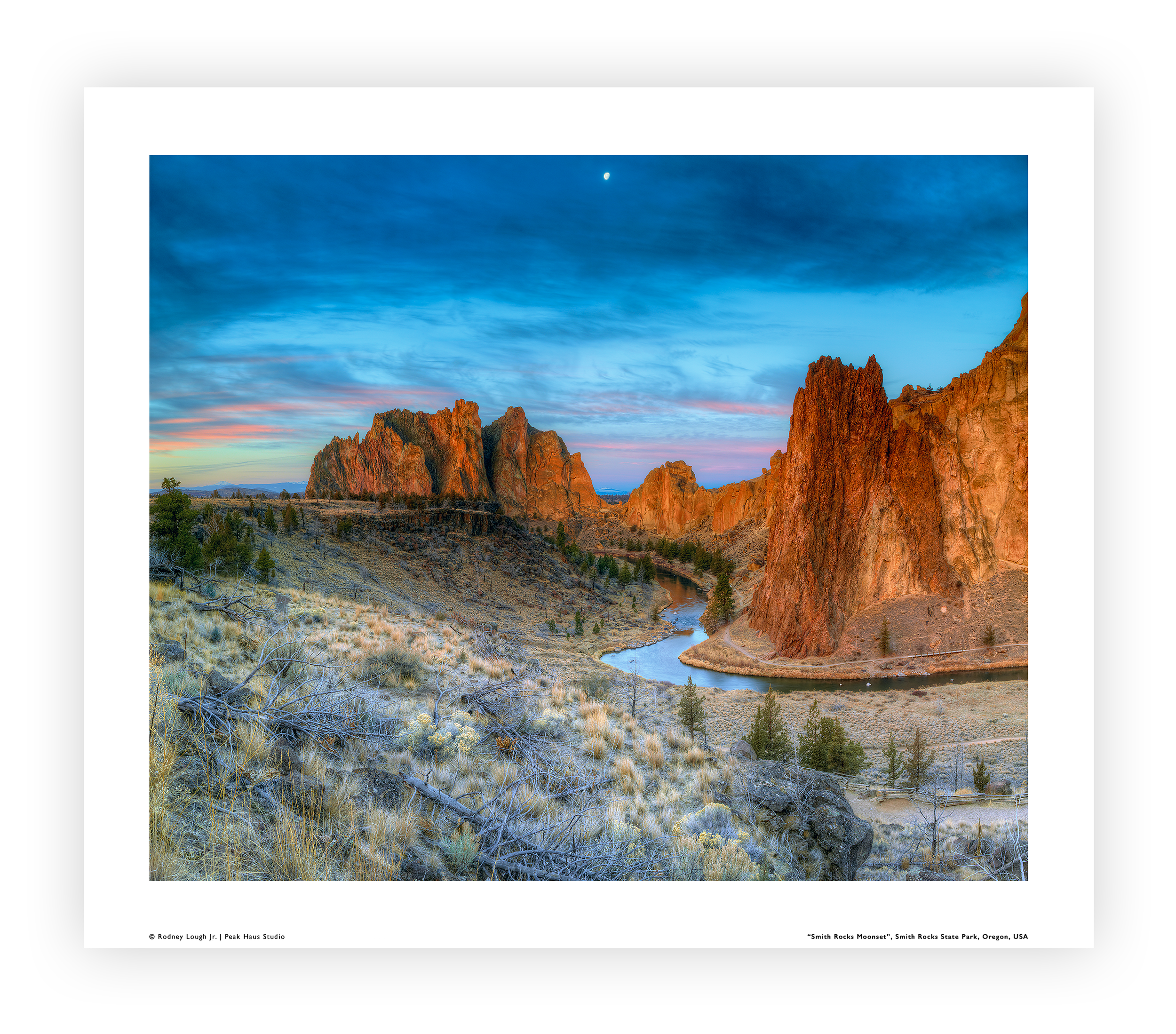Smith Rocks Moonset_SS_Loose.png
