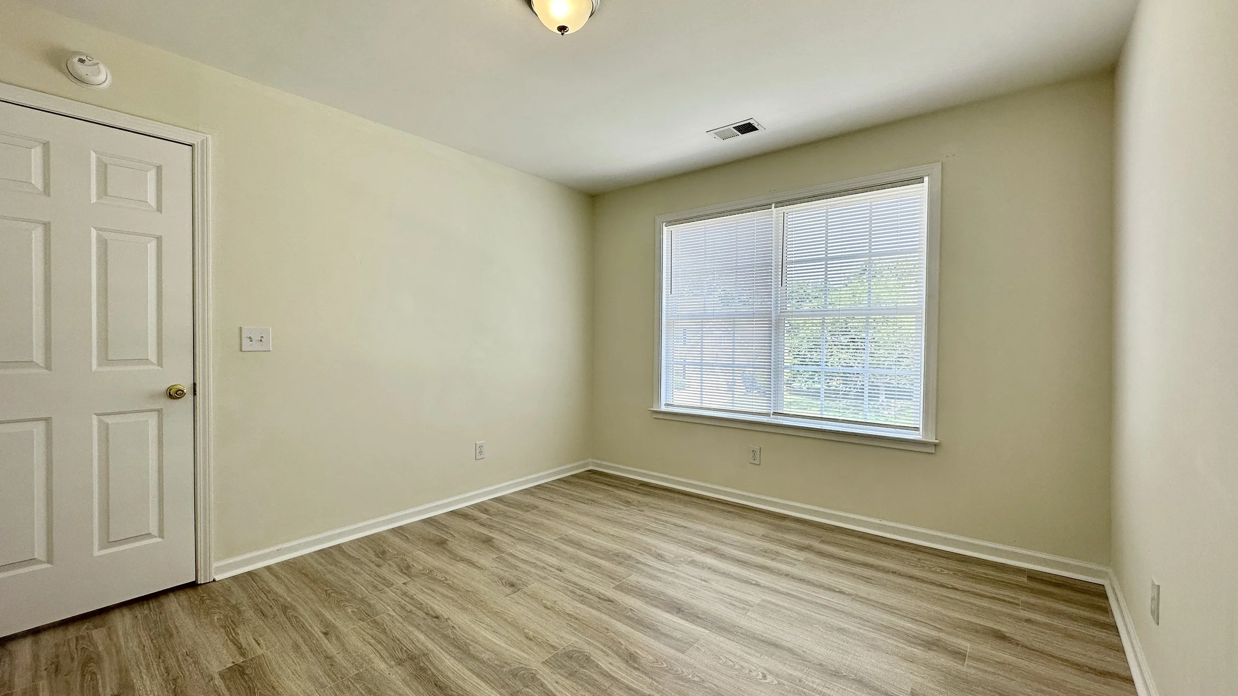 Bedroom 1A.JPG