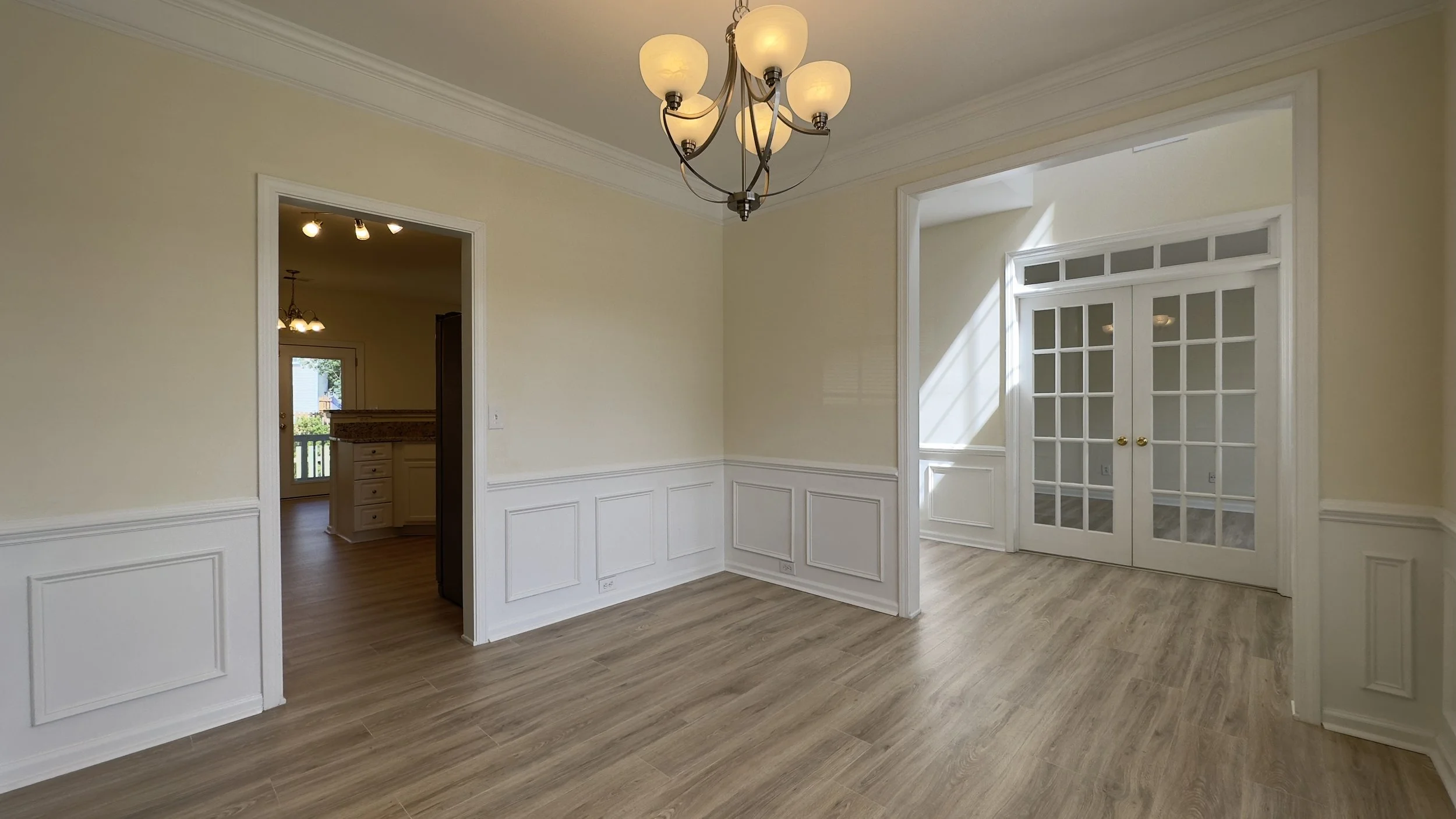 Dining Room 2.jpeg