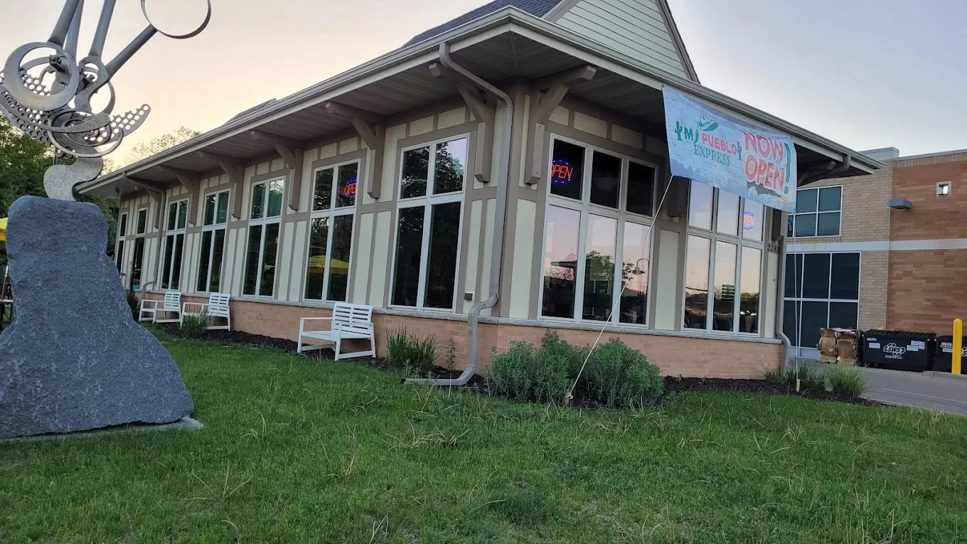 Mound Mi Pueblo.jpeg