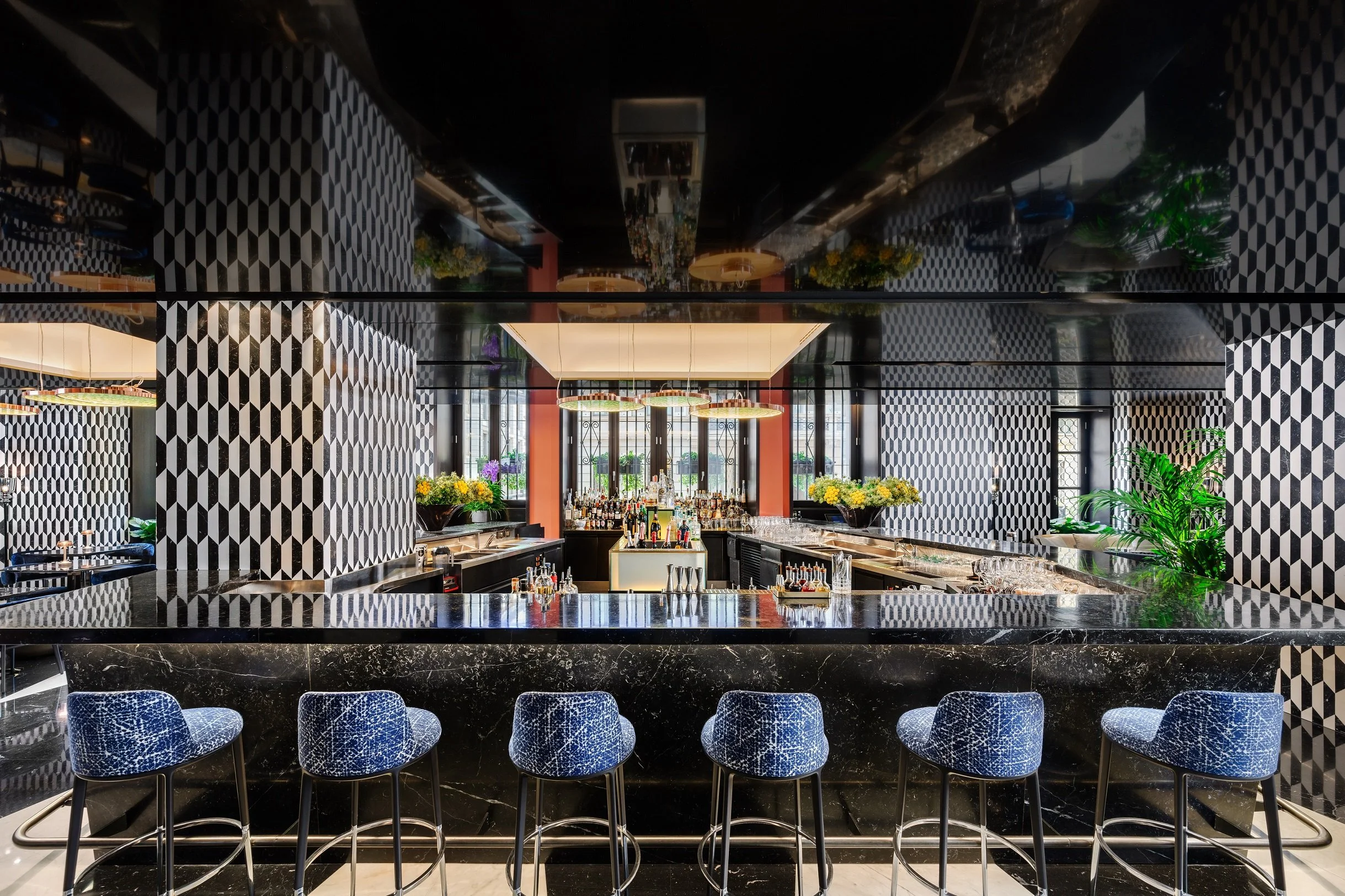 MOMLN - Mandarin Garden – Bar Counter.jpg