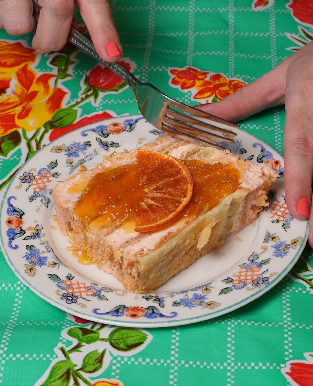 If you&rsquo;ve been living life thinking the Napoleon cake is a French classic, listen up! 🗣️ The Russian version was crafted in the early 20th century to celebrate the 100 year anniversary of Russia&rsquo;s victory over Napoleon and his troops. Un