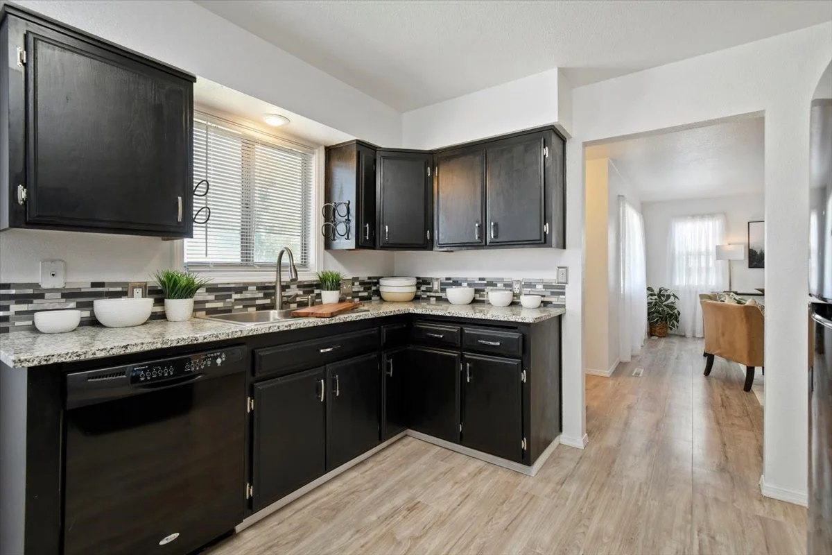 13-2023-05-23 22.05.46-2.jpg