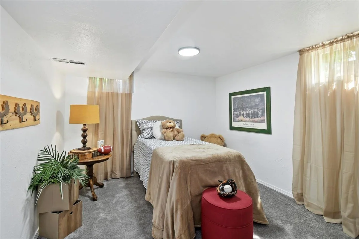 25-2023-05-23 22.09.53-3.jpg