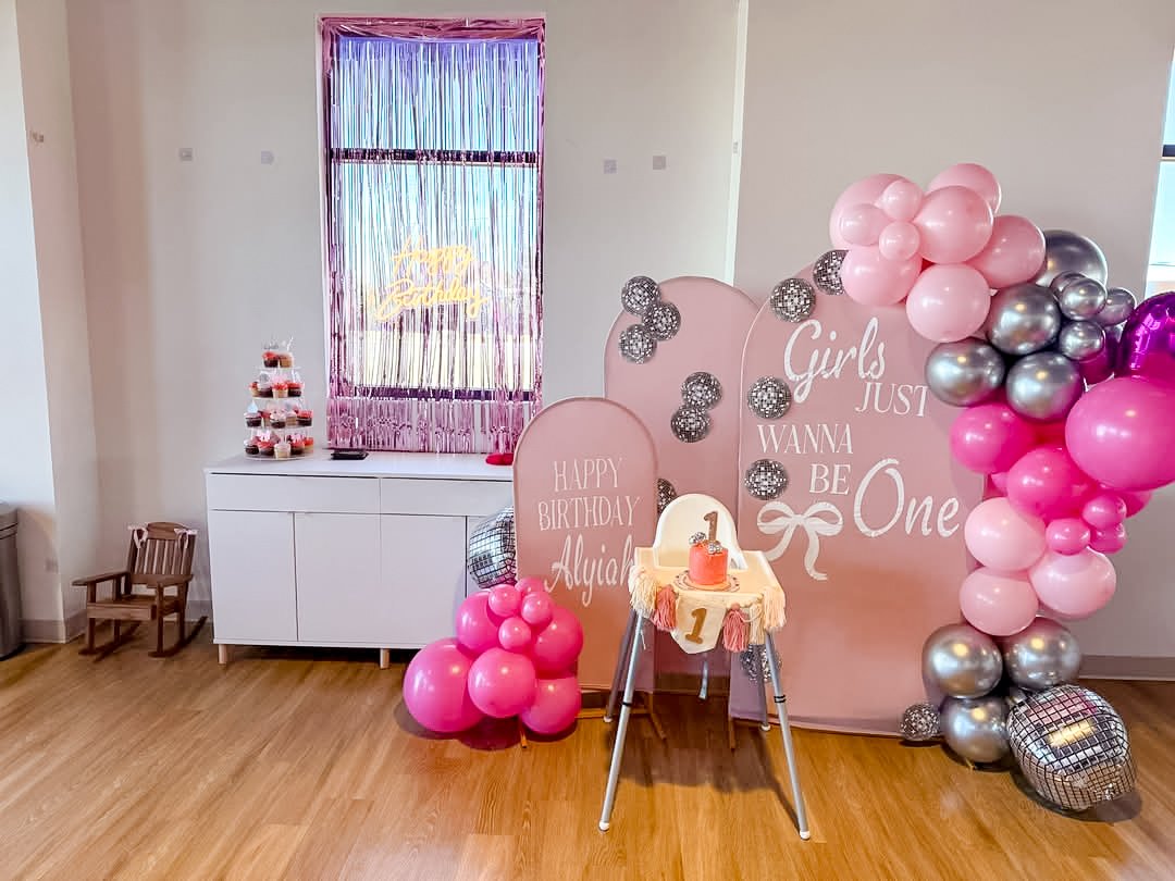 Girls Just Wanna be One (Big Slide Package)