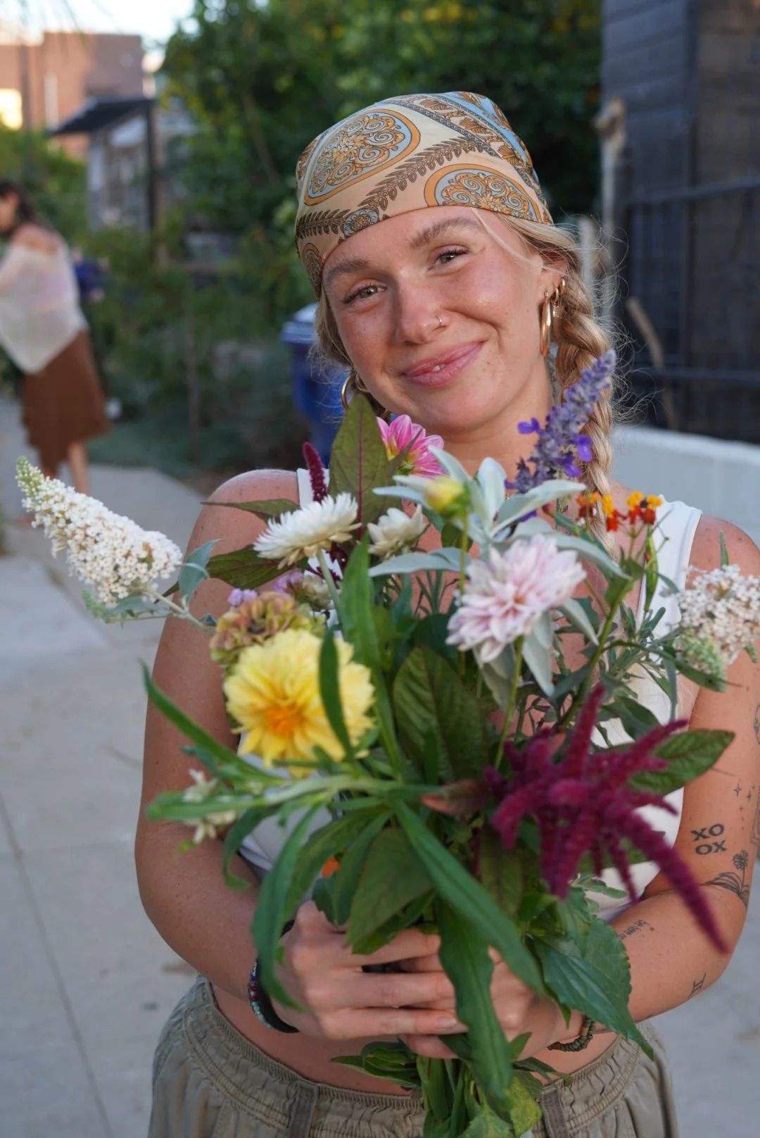 Flower arranging workshop at the farm