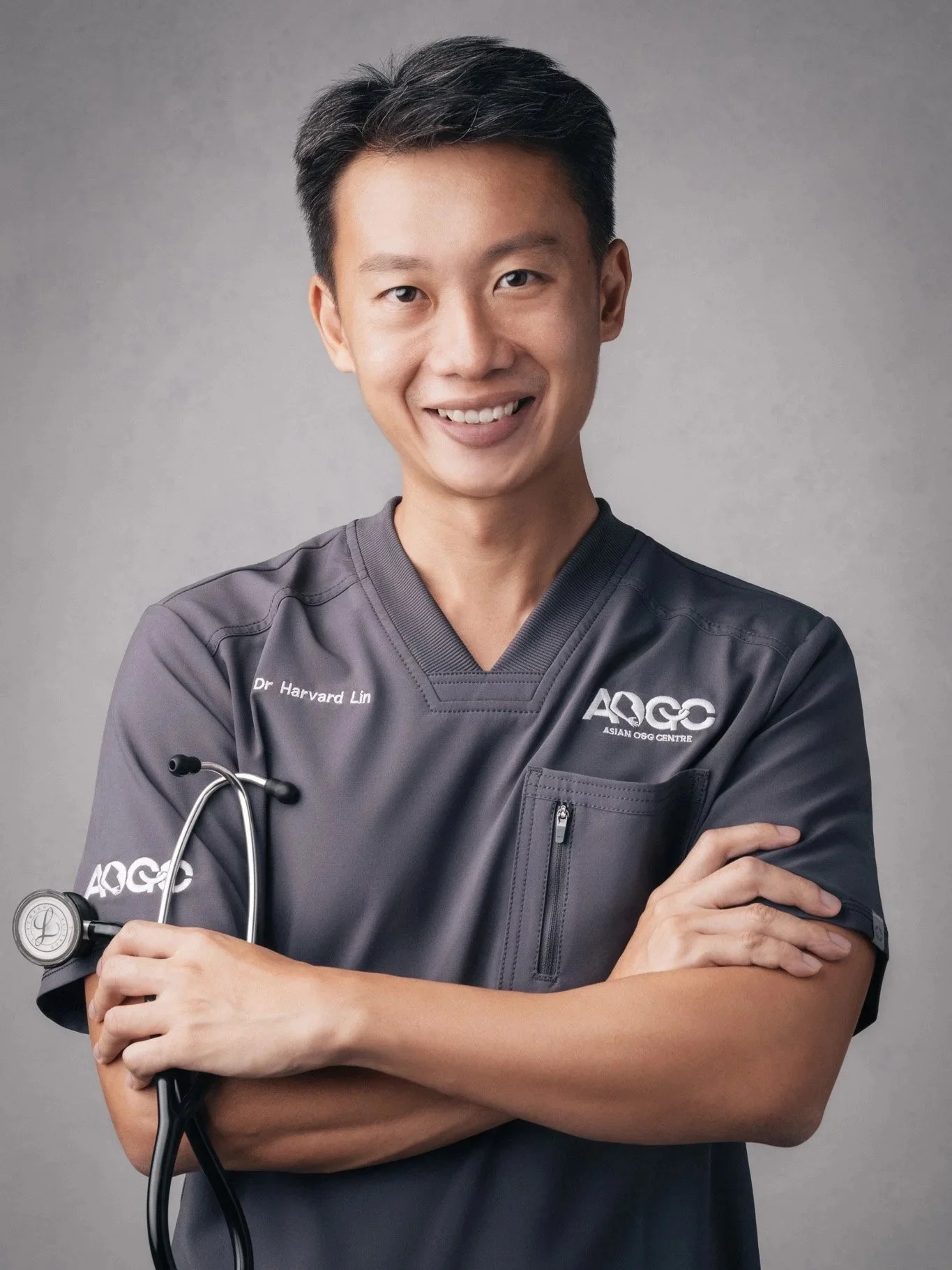 20230724_Dr_Harvard_Lin_by_Jasmine+Ang+Yap_250v01.jpg