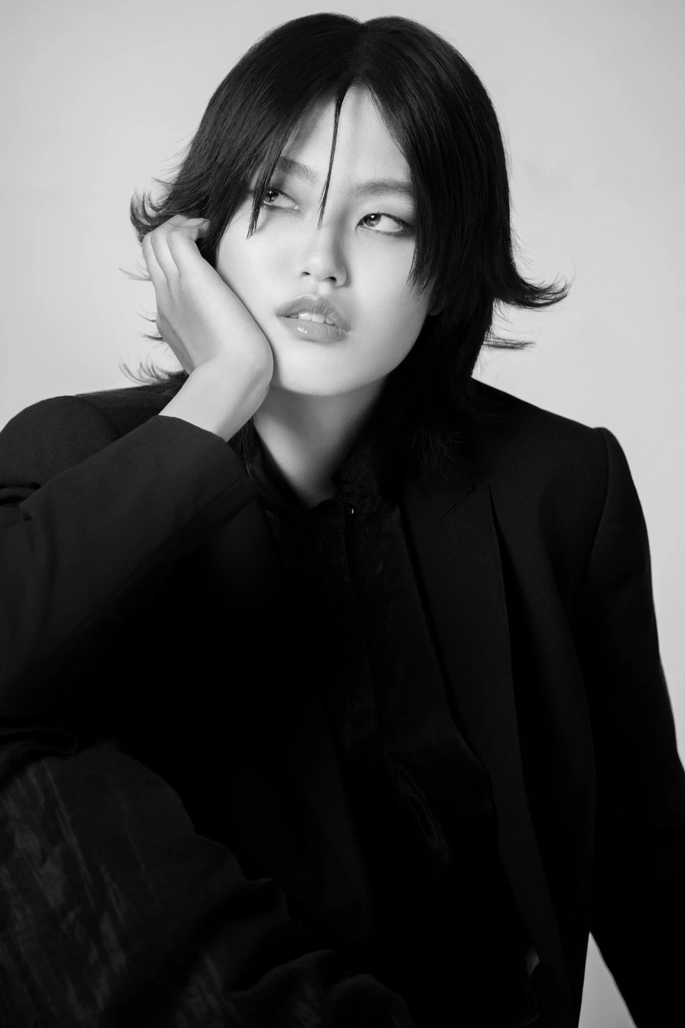 Model: Emily @ Upfront Models | Makeup: @jin_makeup