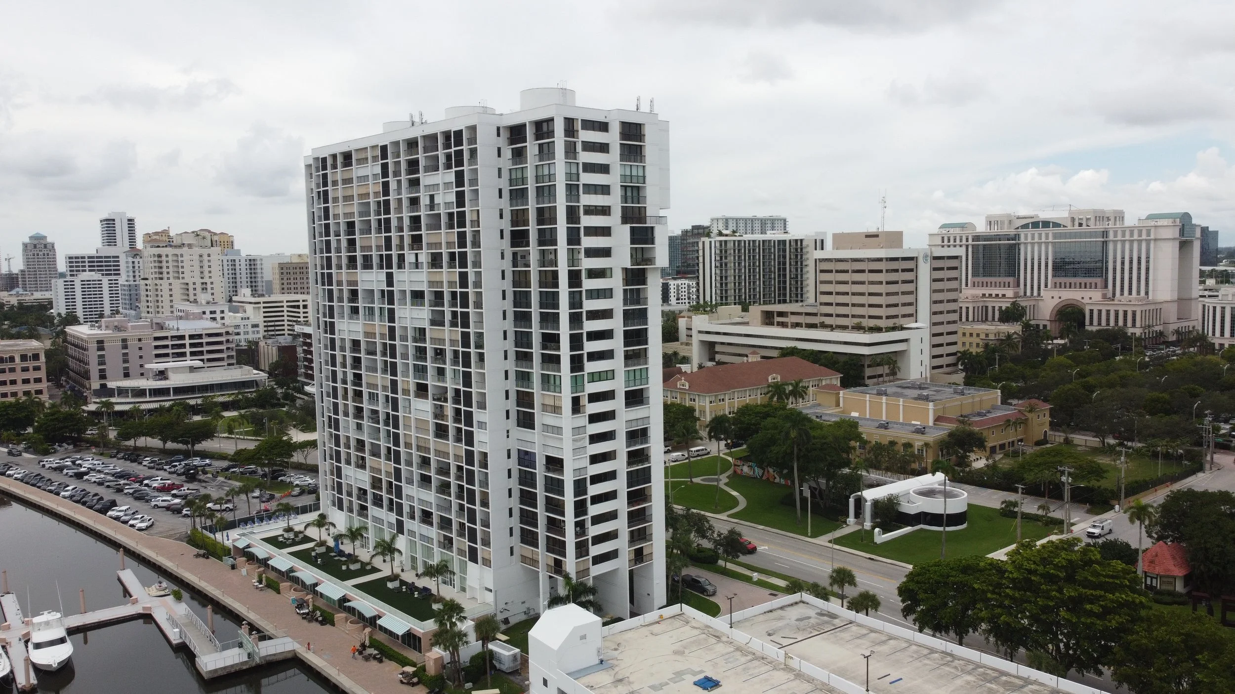 Waterview Towers | Waterfront condos in downtown west palm beach florida