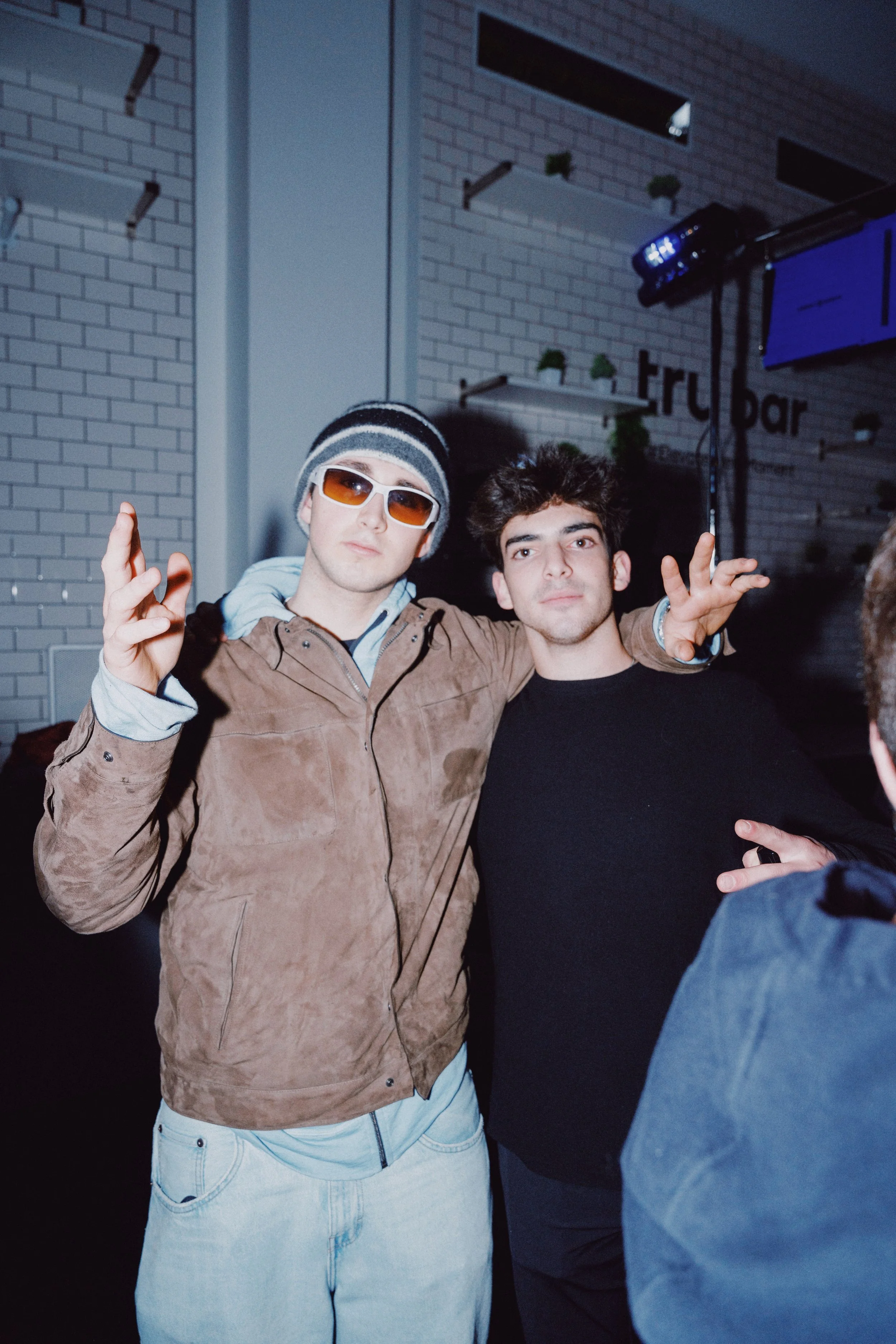 Jewel Walks' 17th birthday party, organized by The Brooks Group and attended by Oliver Putzer and Julian Cohen, was a stylish event in New York City with live music, elegant decor, and unforgettable moments.