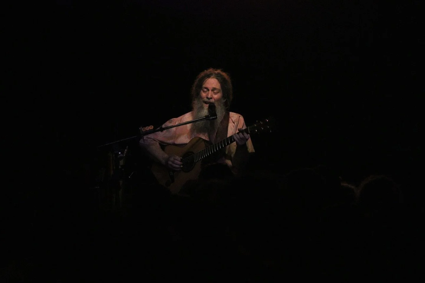 There&rsquo;s a place where peace exists
Beyond the shadows, beyond the abyss
We will all meet there someday
But everyone must find their own way

#dontgiveuphope

📷 @fredasbad in Manchester last night. It was a beautiful evening filled with hope. T