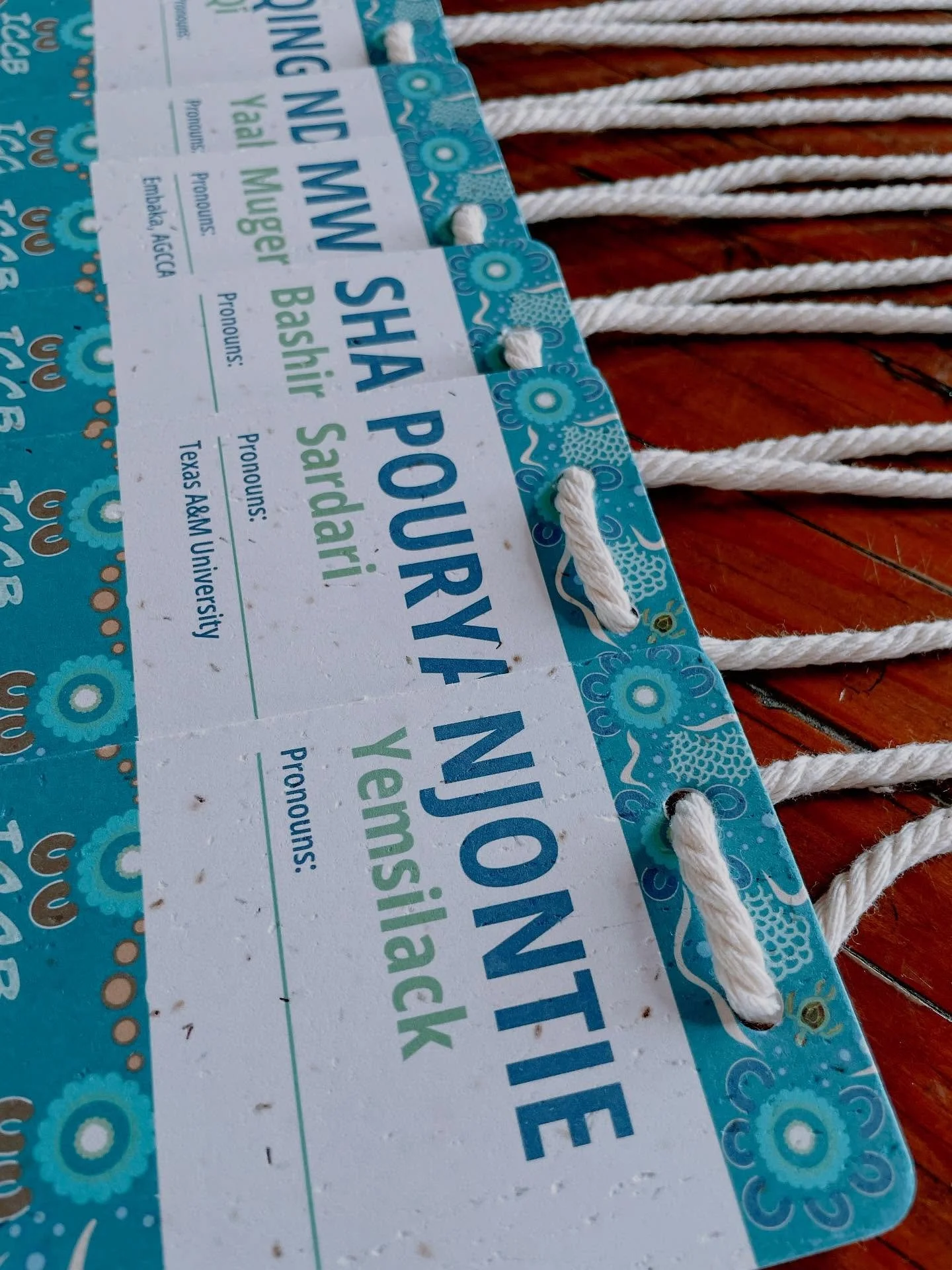 Special order of lemon-scented bottlebrush seed paper for the Society for Conservation Biology Conference. Because sustainable science deserves sustainable badges.
#SustainableEvents #corporatesustainability