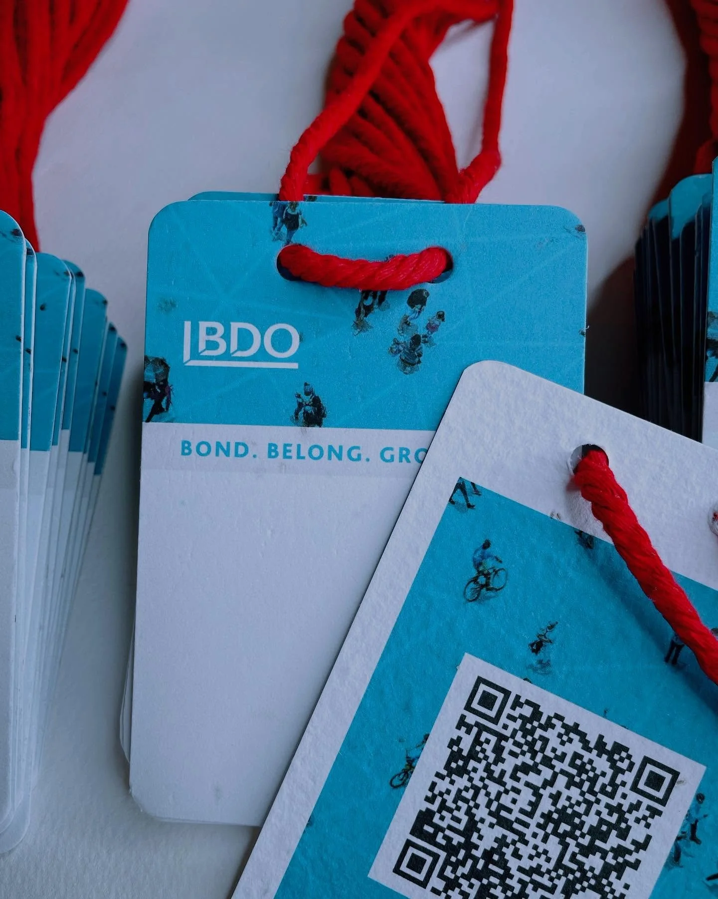 Our most popular name badges this year?
Mixed flower seed paper with lanyards.
Plant them after the event and grow something beautiful.
#SustainableEvents #EcoBadges #PlasticFree #corporatesustainability
