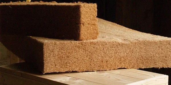 laine-fibre-bois-isolation.jpg