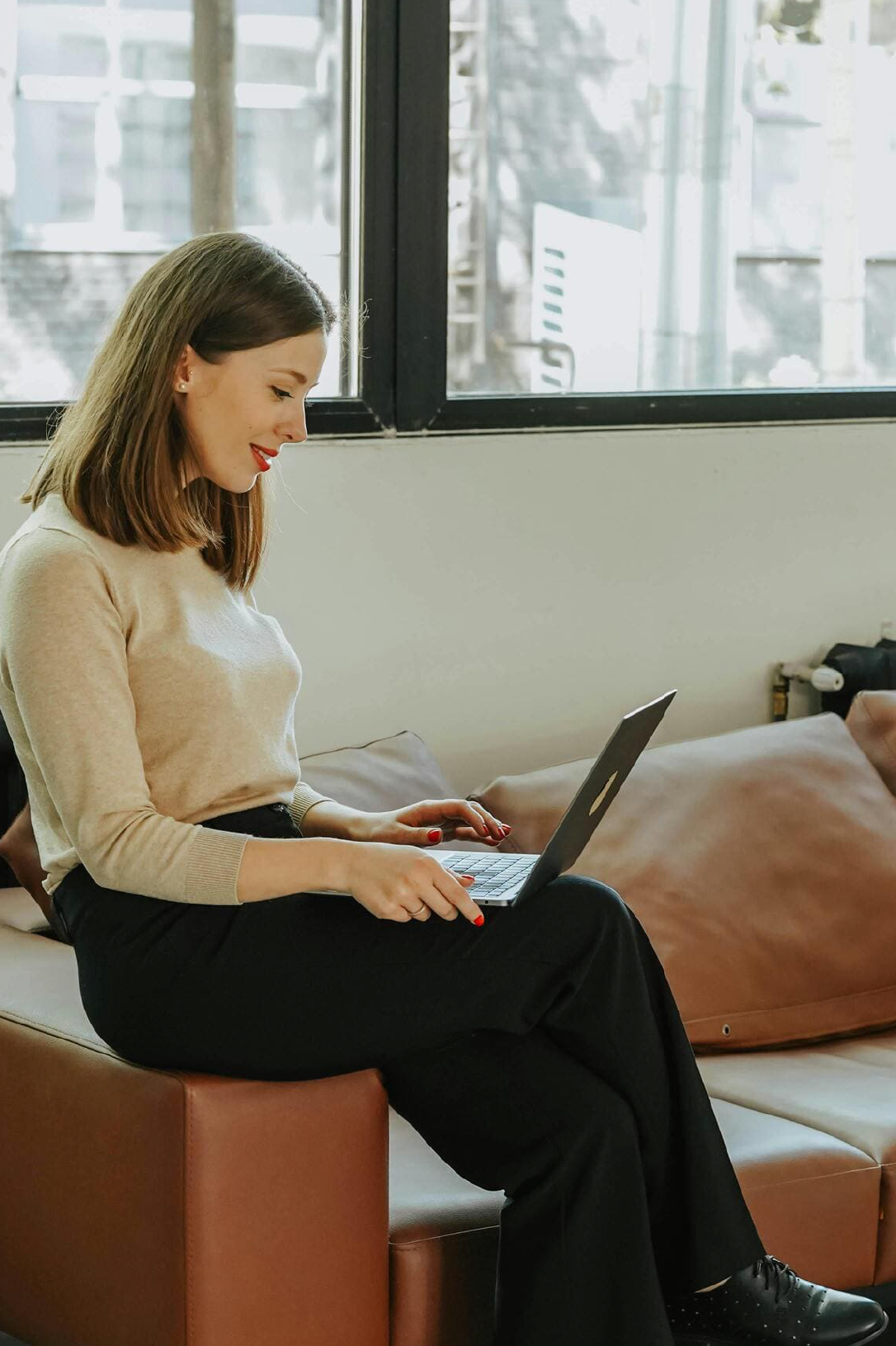 Projet branding et webdesign pour cabinet de recrutement Carhat en Bretagne