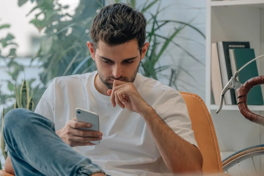 Phone Disrupt Daily Routine How to break your phone habit to reclaim your time | MWA Financial Advice