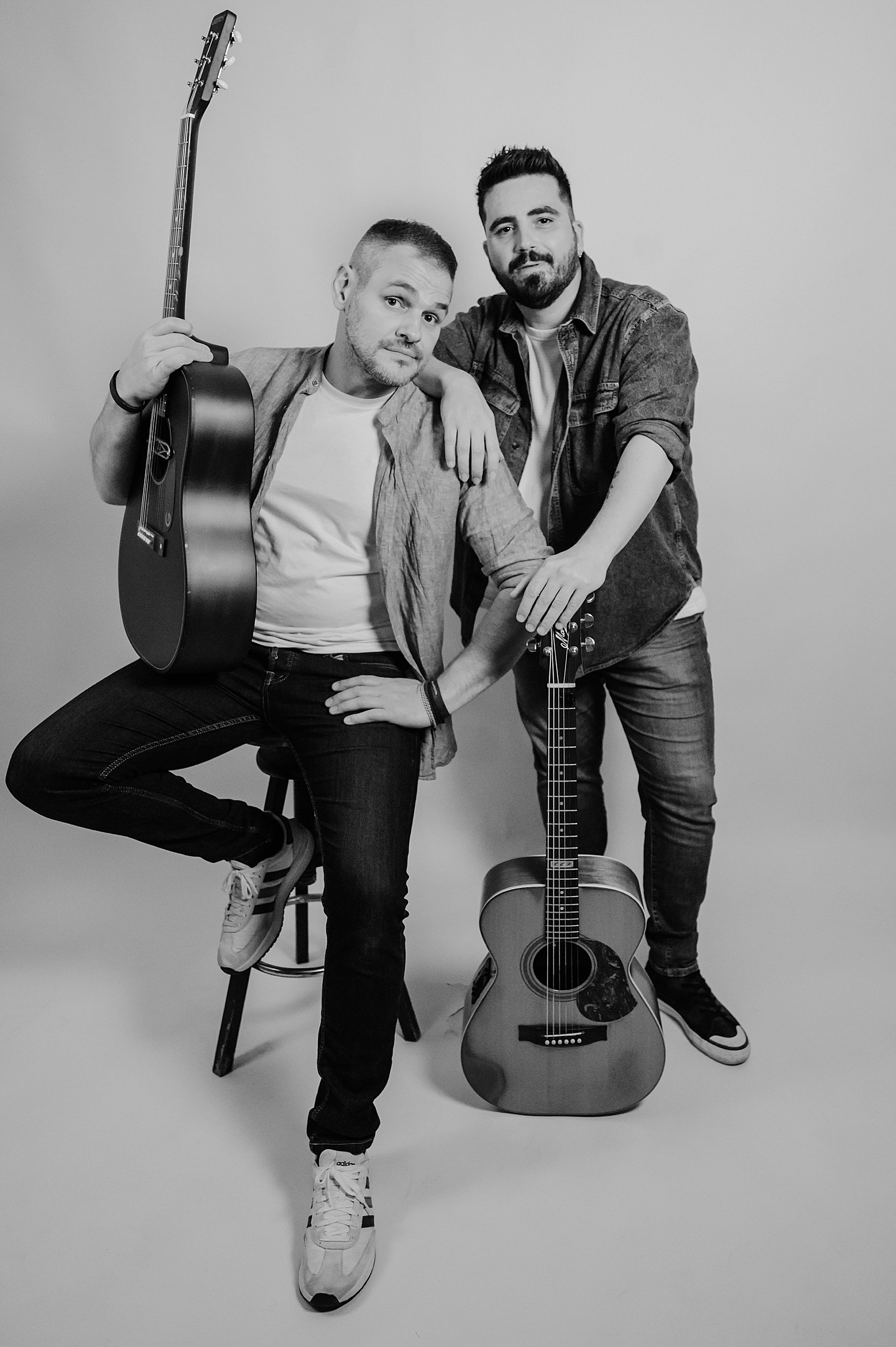Italian acoustic musicians Akira Manera official editorial band portrait by Letizia Maccarini