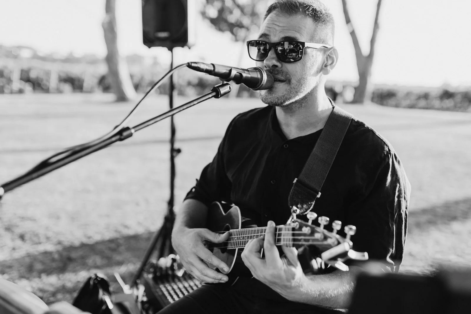 Luca Morisco and Davide Lomagno of Akira Manera live session 
