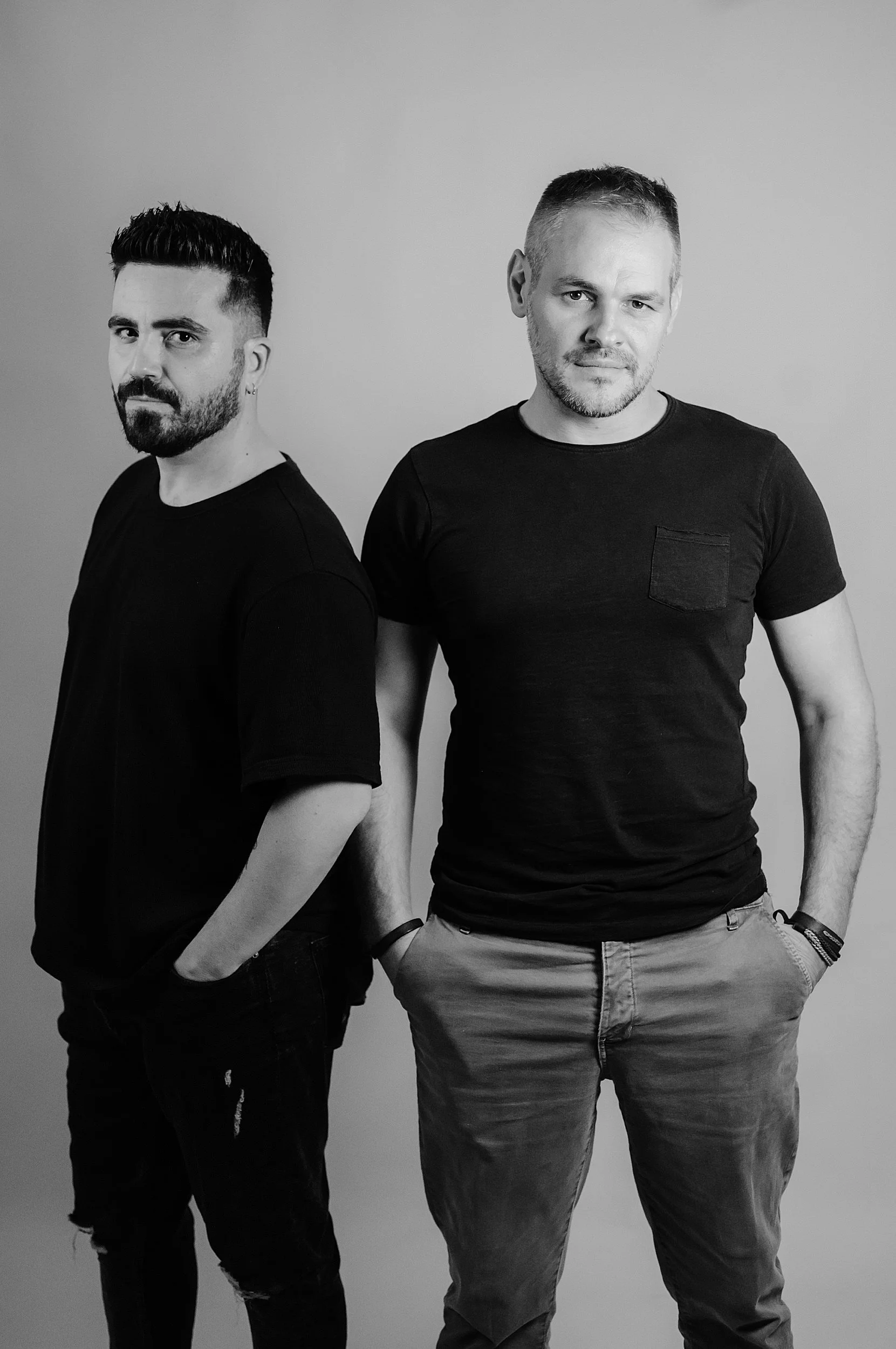 Akira Manera acoustic duo studio portraits by Letizia Maccarini photography