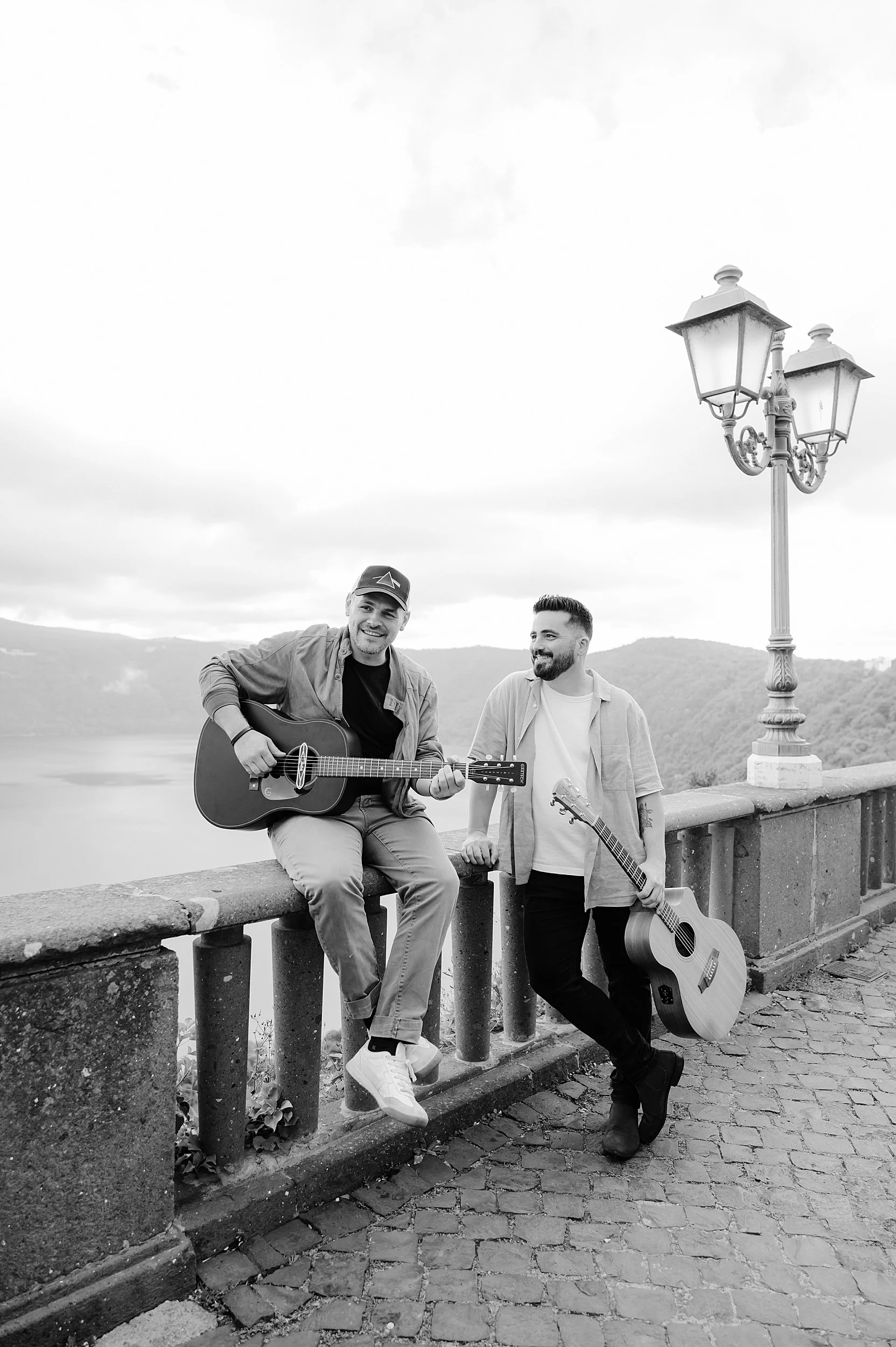 Akira Manera acoustic duo studio portraits by Letizia Maccarini photography