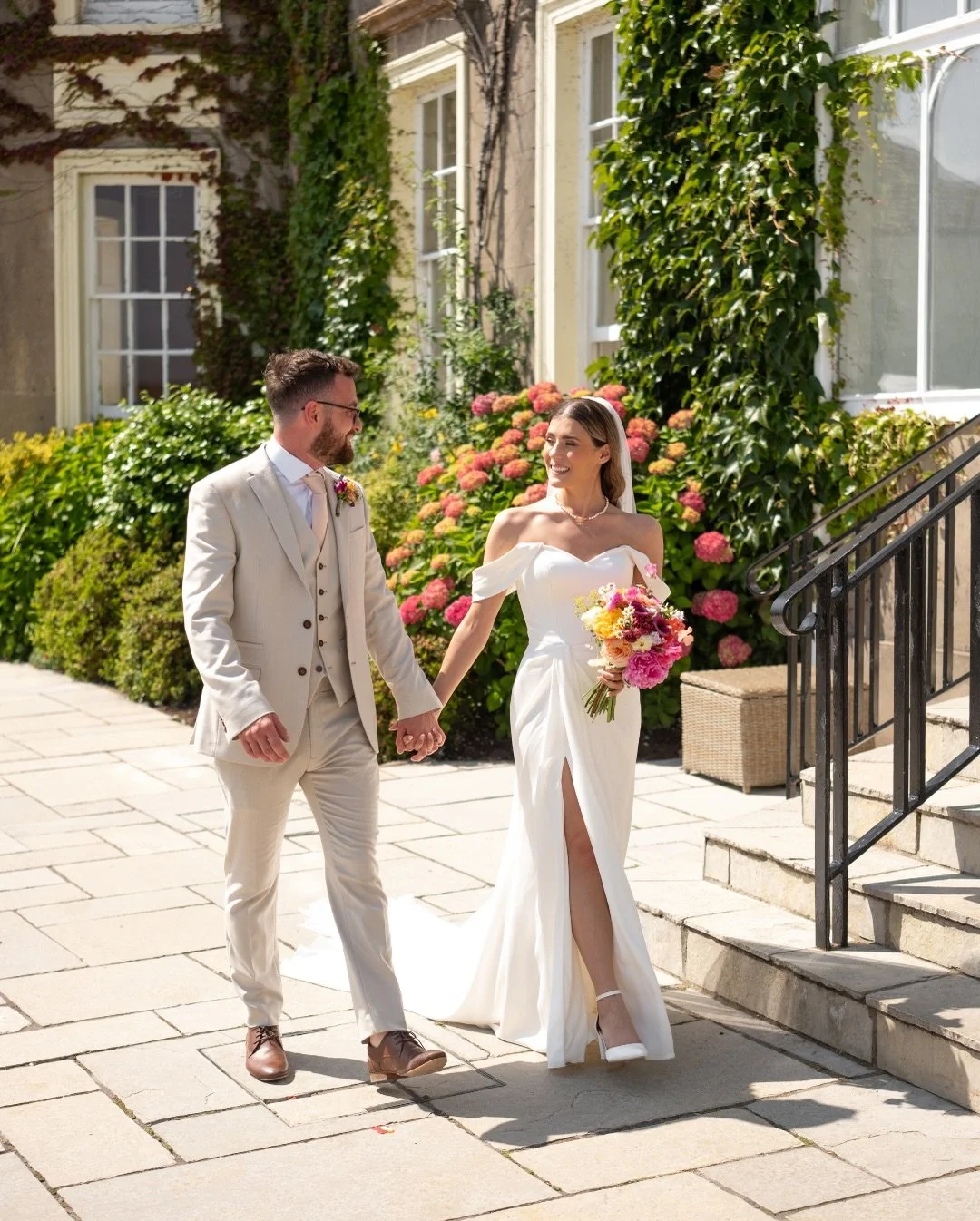 Elinor &amp; Sam at the New Country House Hotel 

Venue: @newhousecountryhotel
Photographer: @jamesandmalin 
Hair: @beaubridal_hair_specialist 
MUA: @makeupbyceri 
Florist: @wild.and.fabulous.flowers 
Wedding Dress: @tdrbridalbirmingham 

#cardiffwed